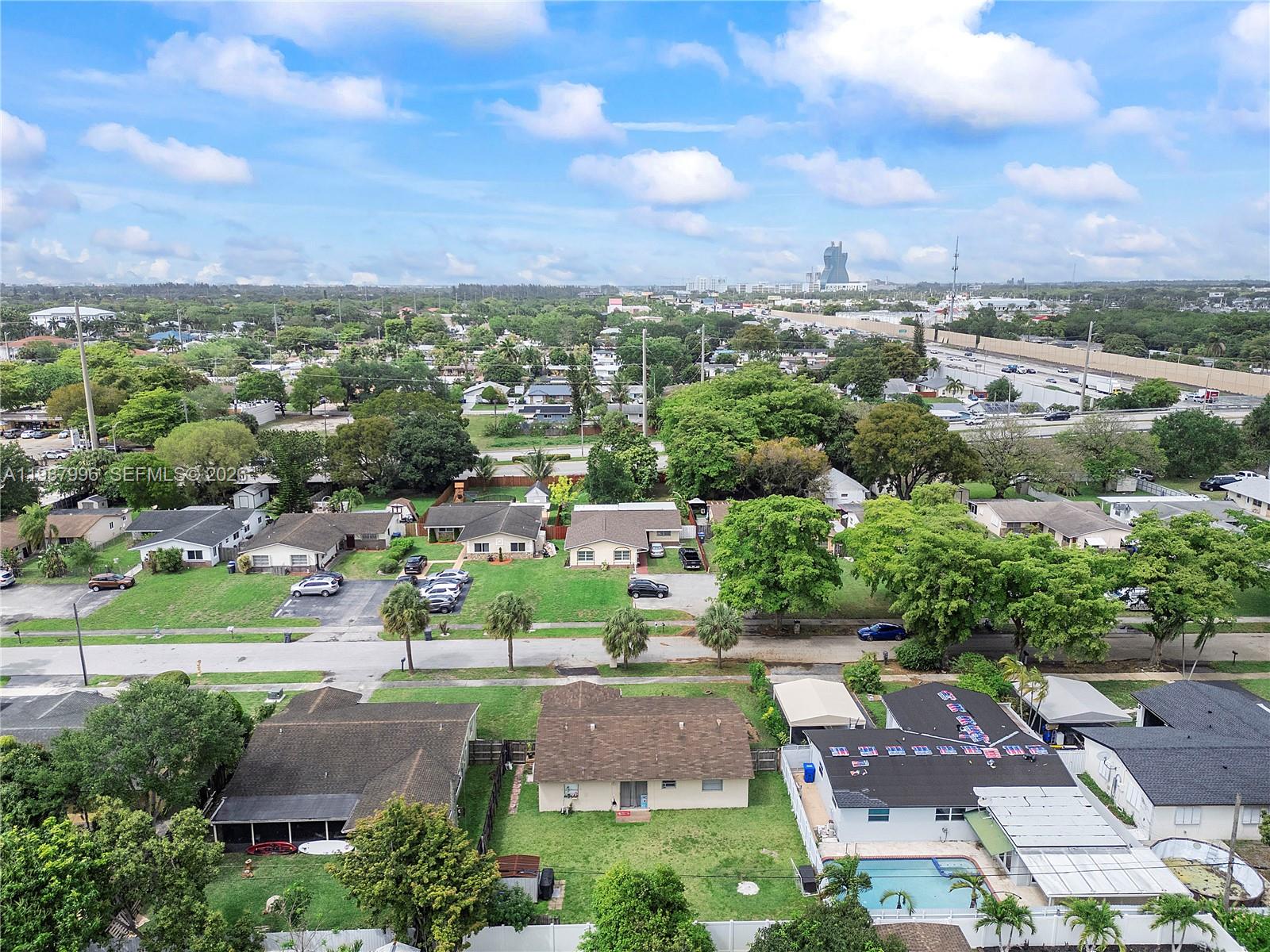 6320 Sherman St Hollywood, FL 33024