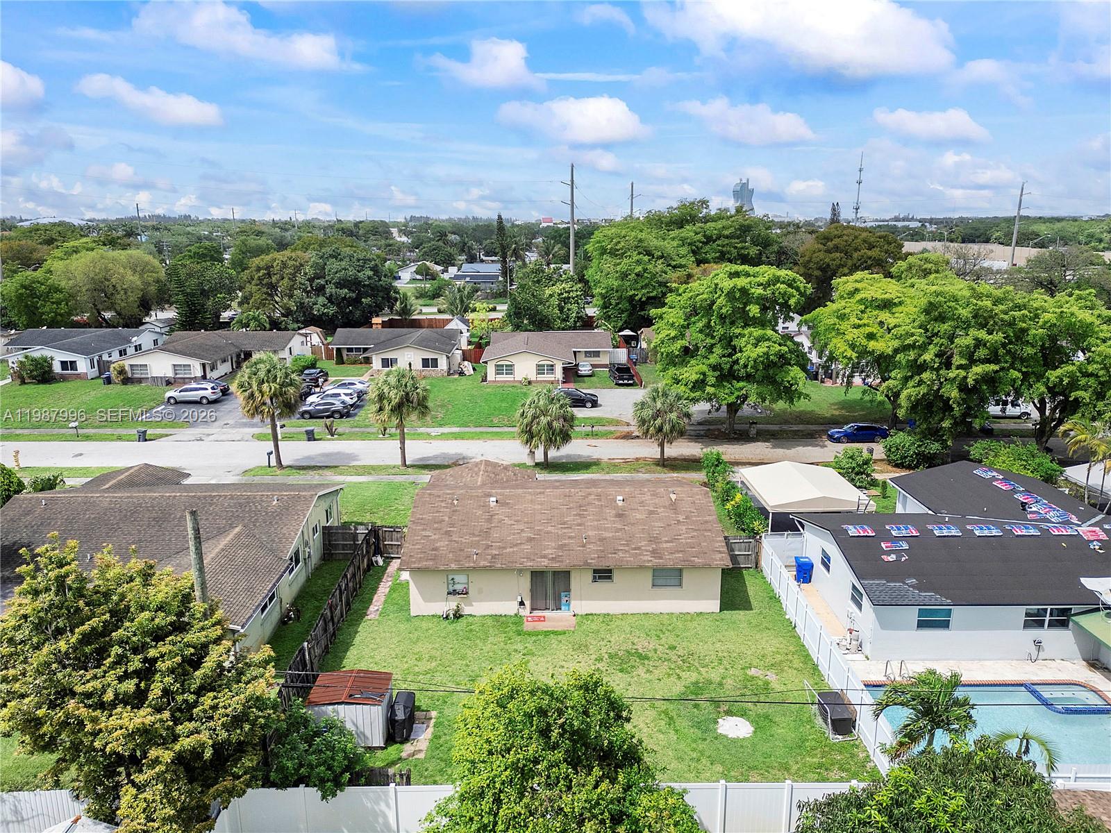 6320 Sherman St Hollywood, FL 33024