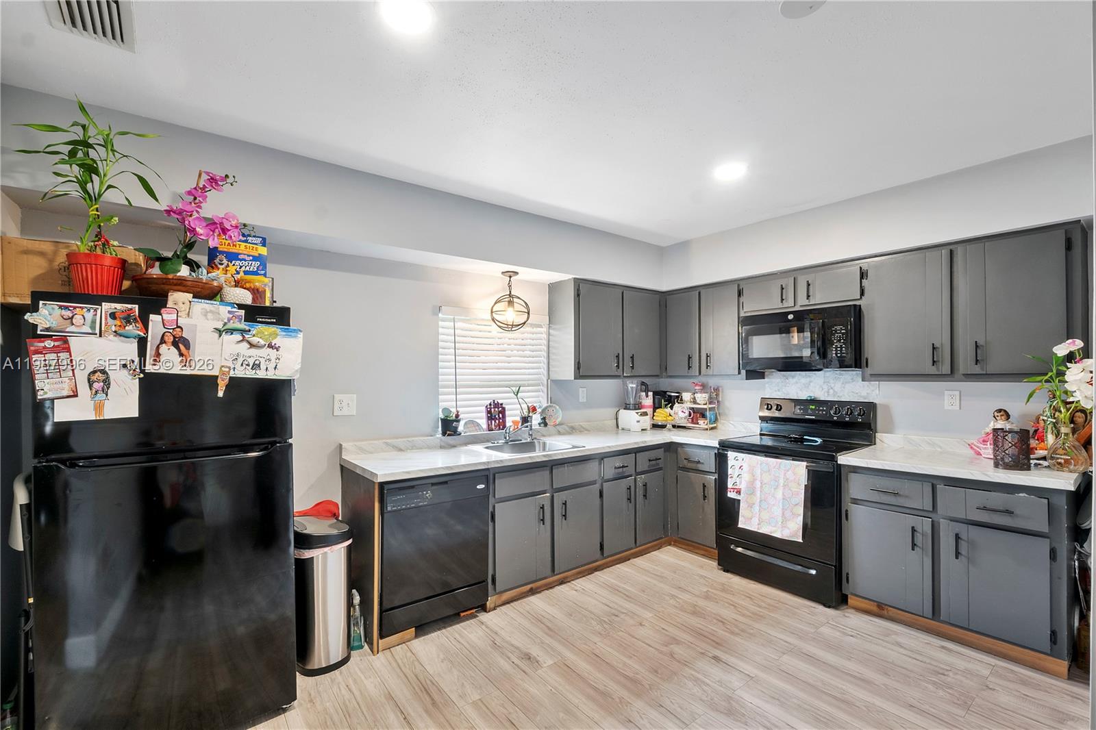 6320 Sherman St Hollywood, FL 33024