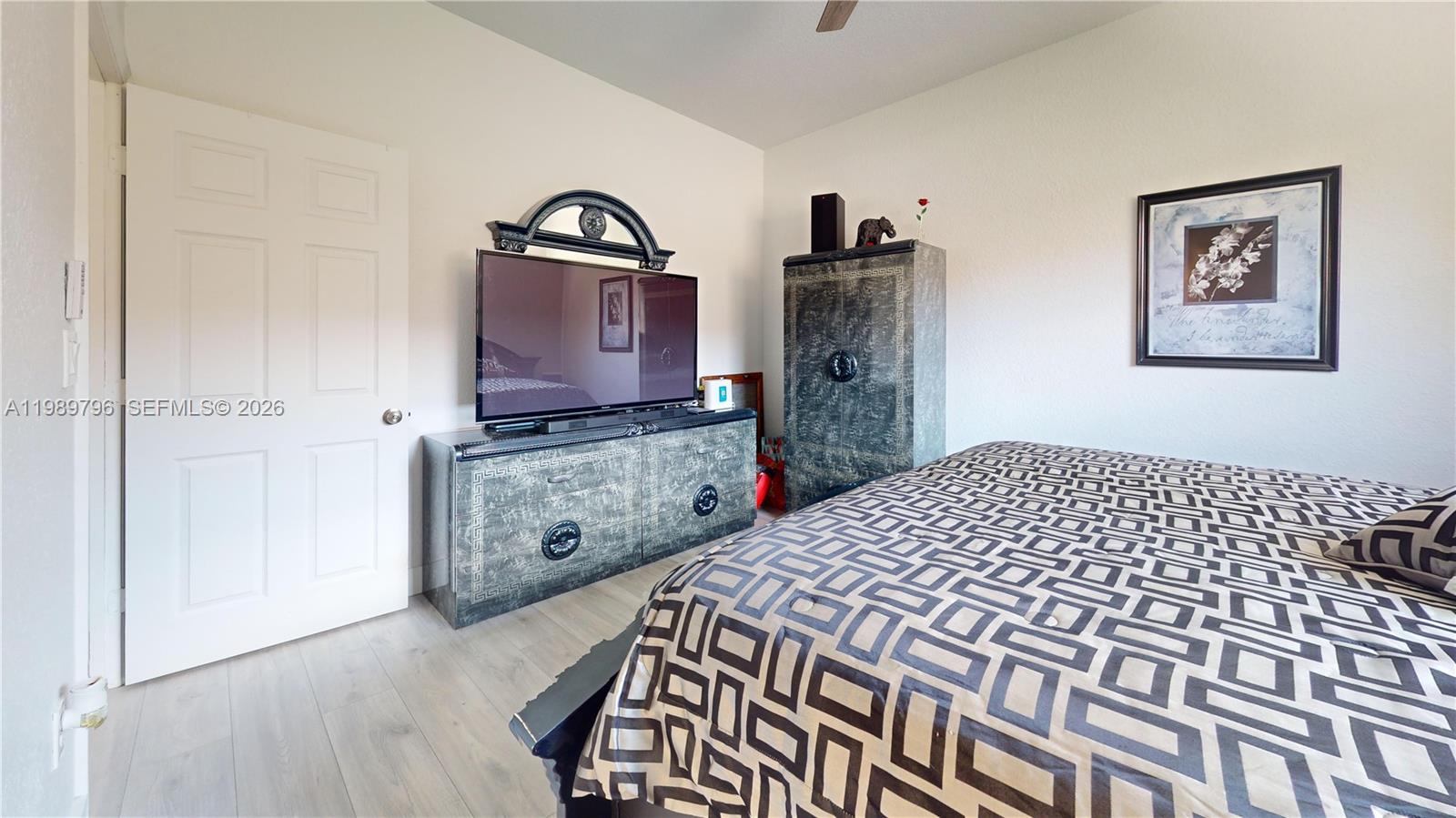 809 NW 170th Ter #26 Pembroke Pines, FL 33028