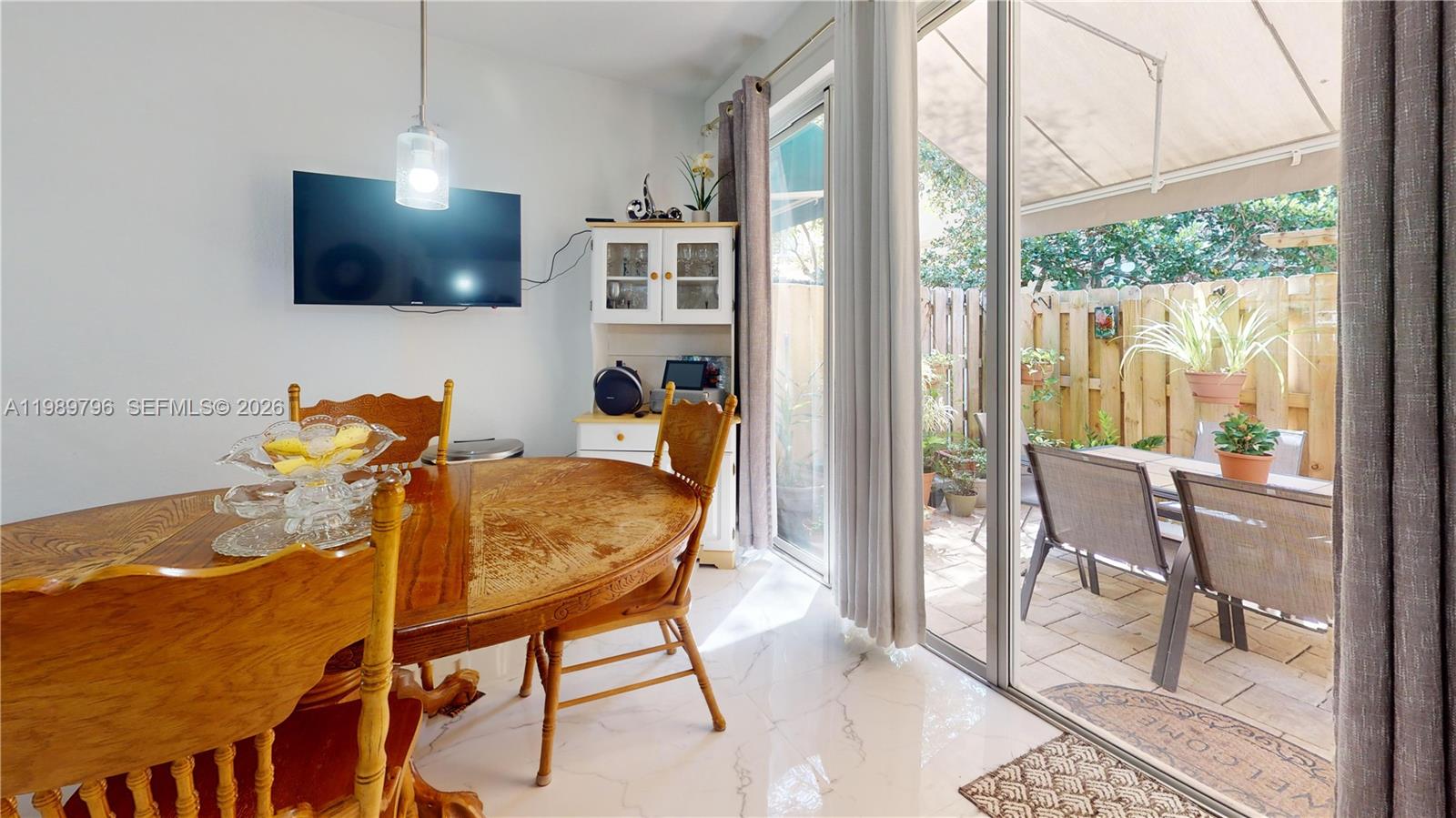 809 NW 170th Ter #26 Pembroke Pines, FL 33028