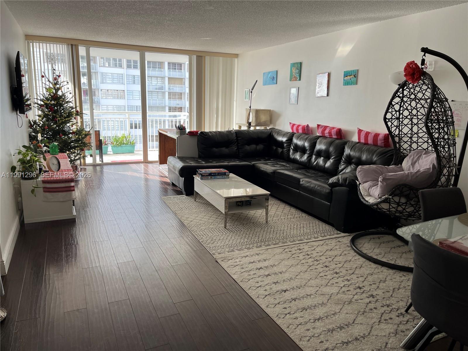 18051 Biscayne Blvd #903 Aventura, FL 33160