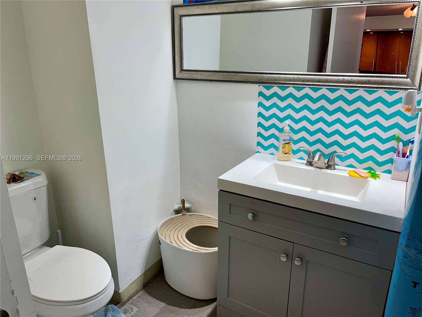 18051 Biscayne Blvd #903 Aventura, FL 33160