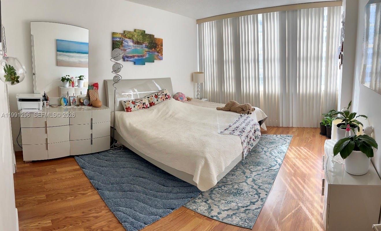 18051 Biscayne Blvd #903 Aventura, FL 33160