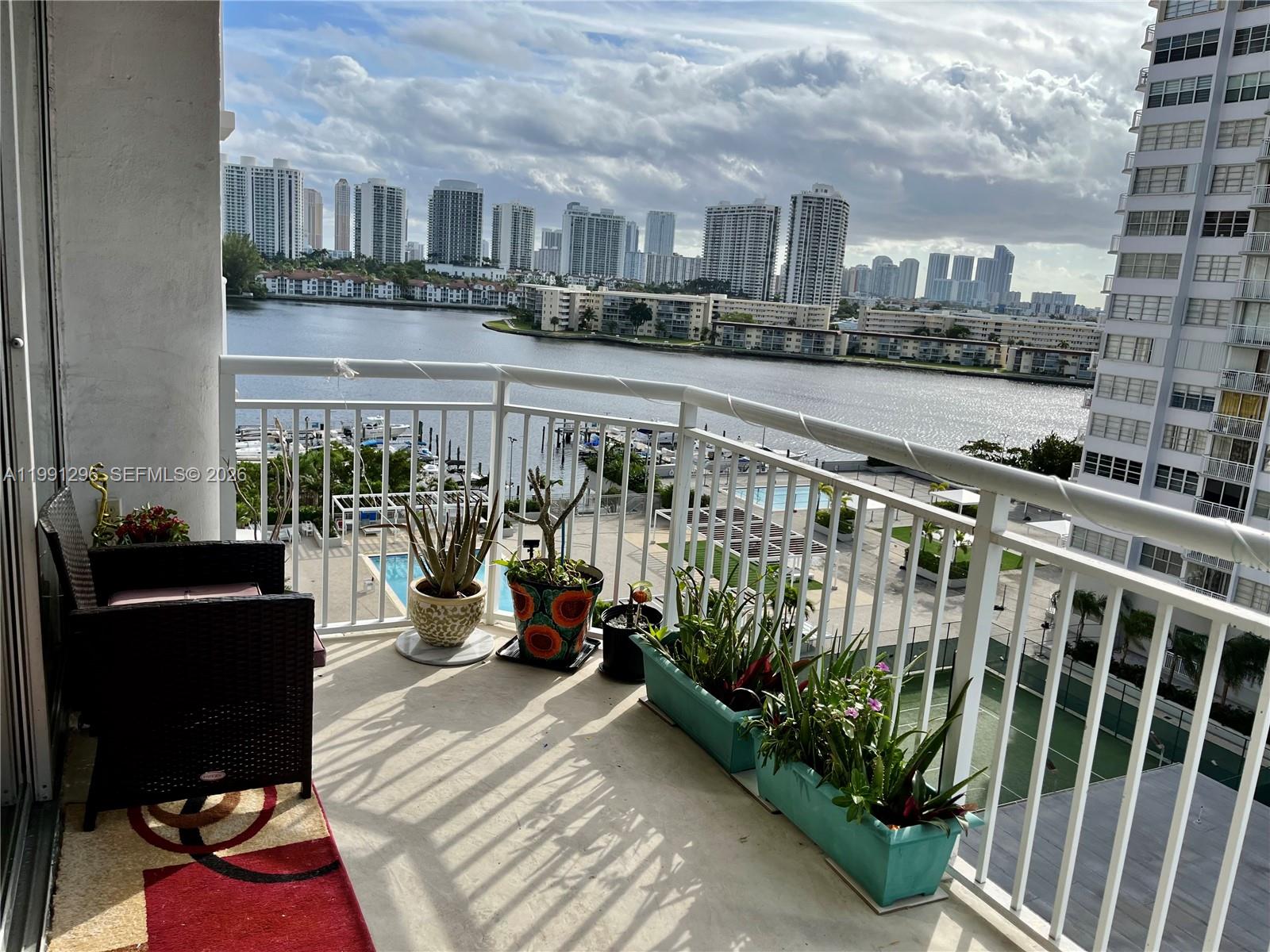 18051 Biscayne Blvd #903 Aventura, FL 33160