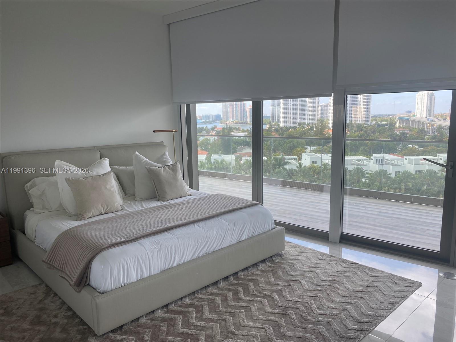 18975 Collins Ave #605 Sunny Isles Beach, FL 33160