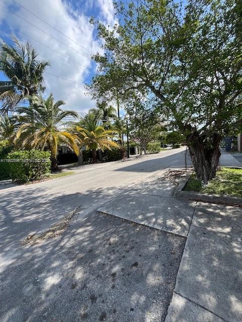 2845 SW 21st Ter Miami, FL 33145