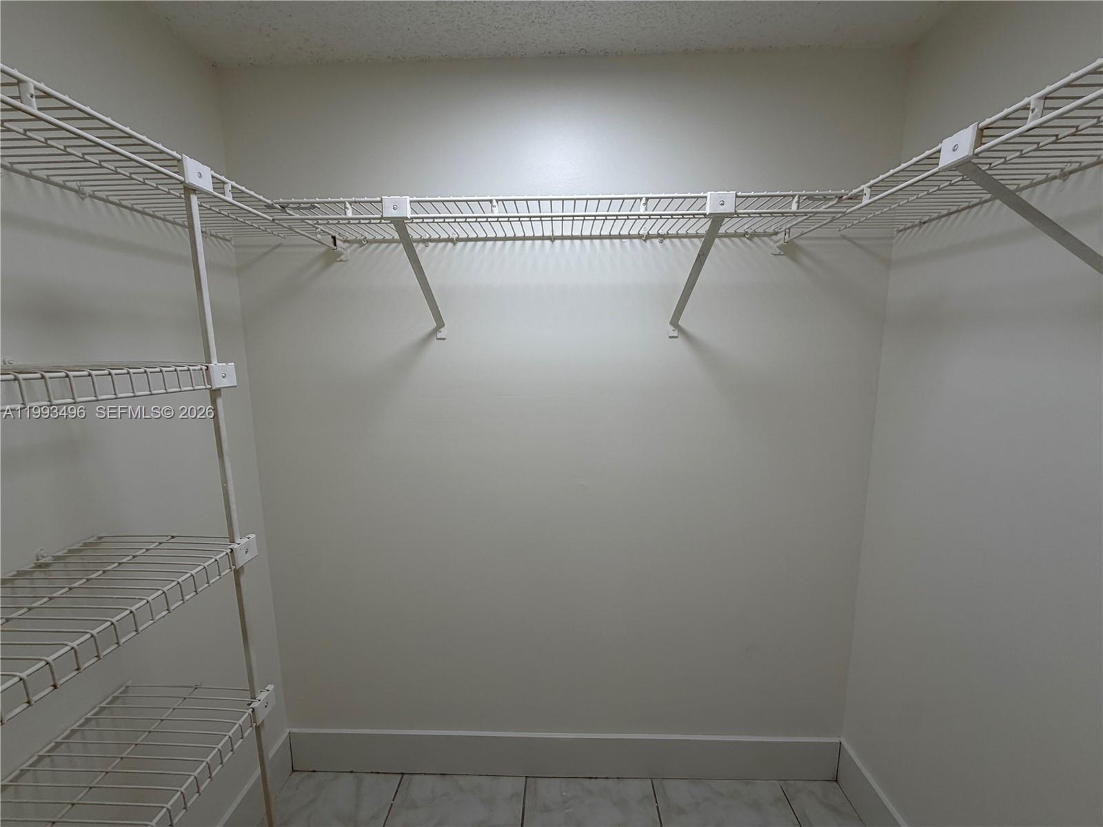 400 Commodore Dr #101 Plantation, FL 33325