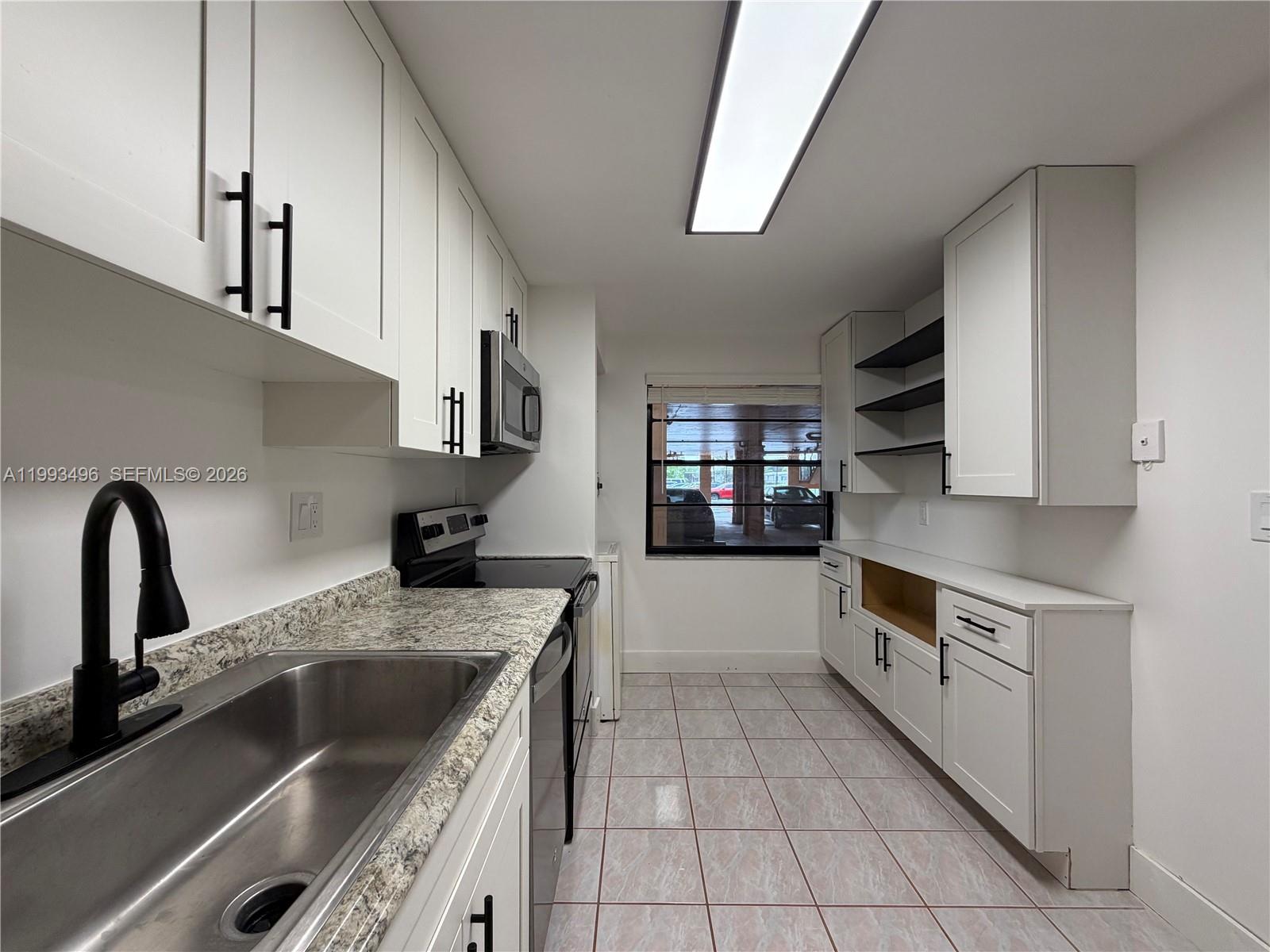 400 Commodore Dr #101 Plantation, FL 33325