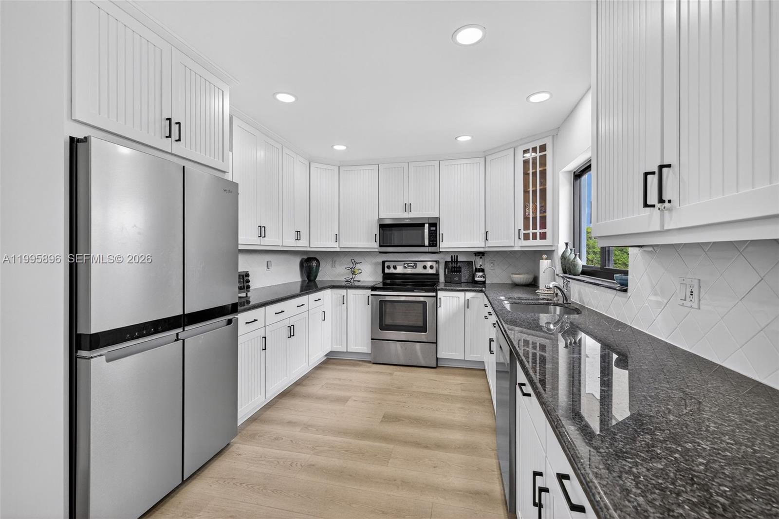 2481 SE 15th St Pompano Beach, FL 33062