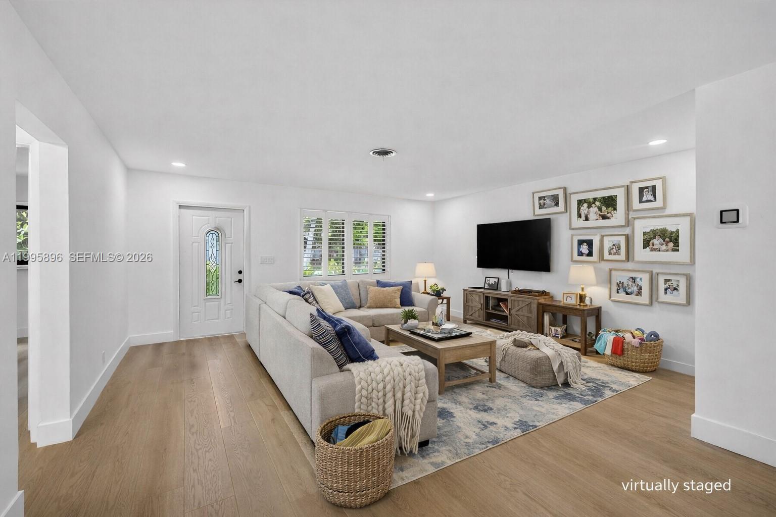 2481 SE 15th St Pompano Beach, FL 33062