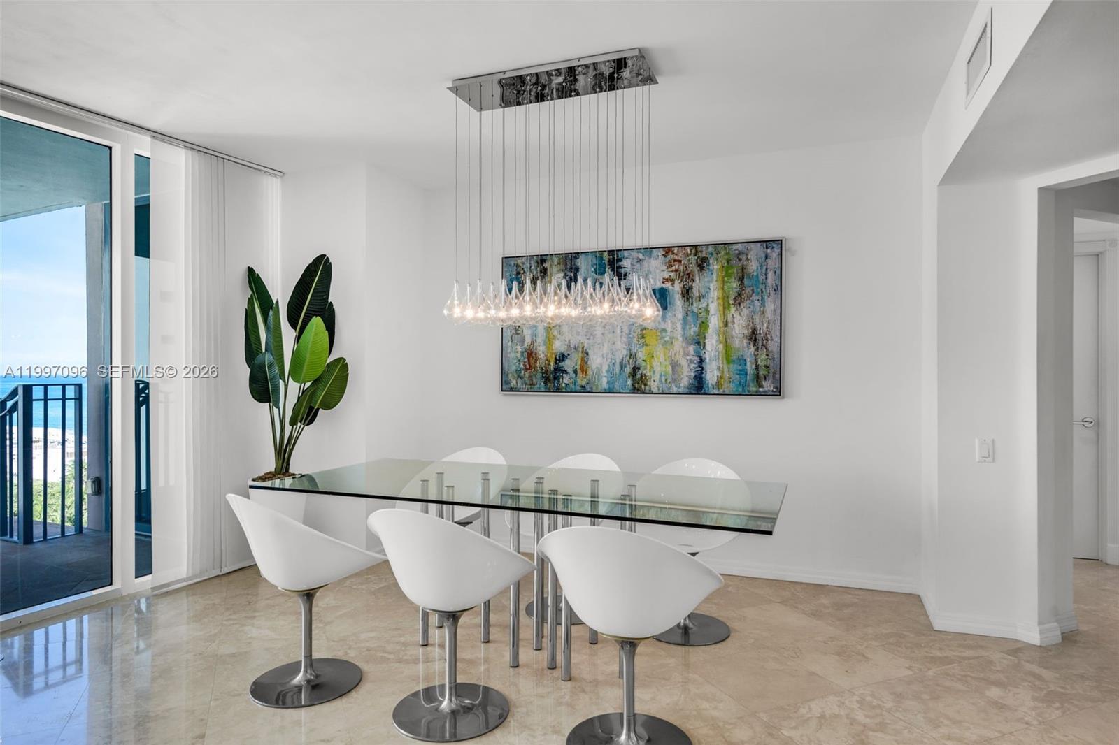 1500 Ocean Dr #PH-05 Miami Beach, FL 33139