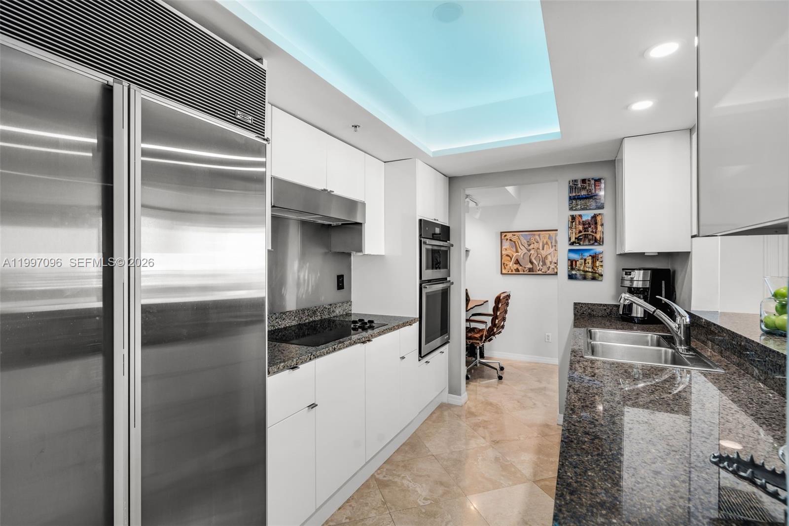 1500 Ocean Dr #PH-05 Miami Beach, FL 33139