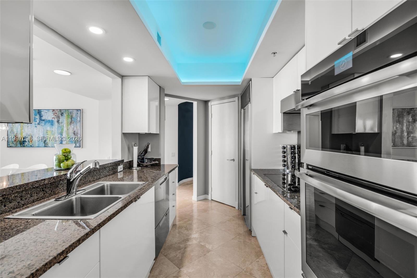 1500 Ocean Dr #PH-05 Miami Beach, FL 33139