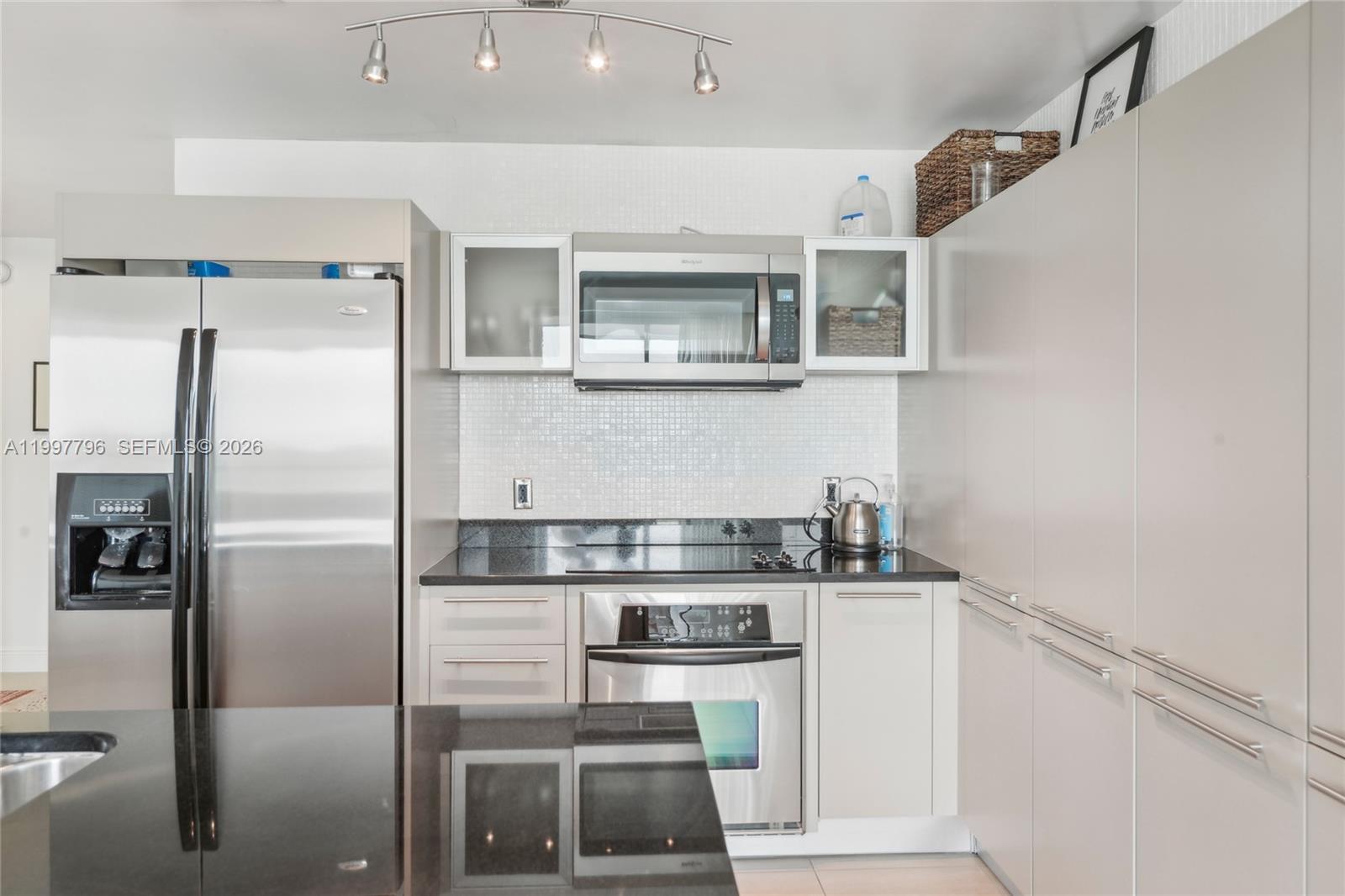 1900 N Bayshore Dr #1511 Miami, FL 33132