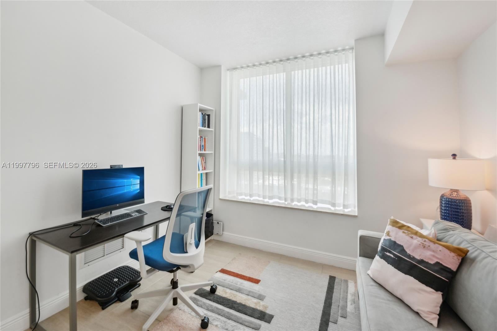 1900 N Bayshore Dr #1511 Miami, FL 33132