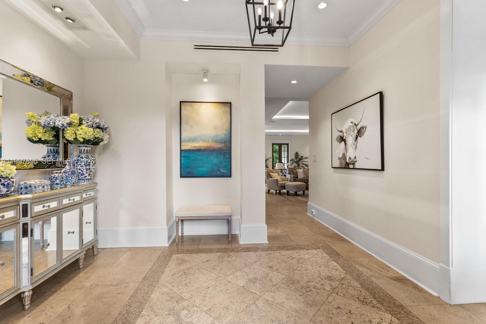 685 Harbor Ln Key Biscayne, FL 33149