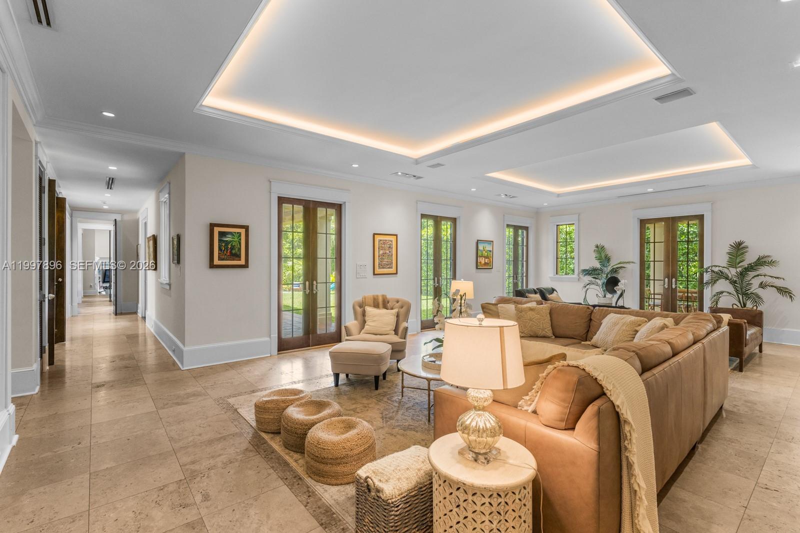 685 Harbor Ln Key Biscayne, FL 33149