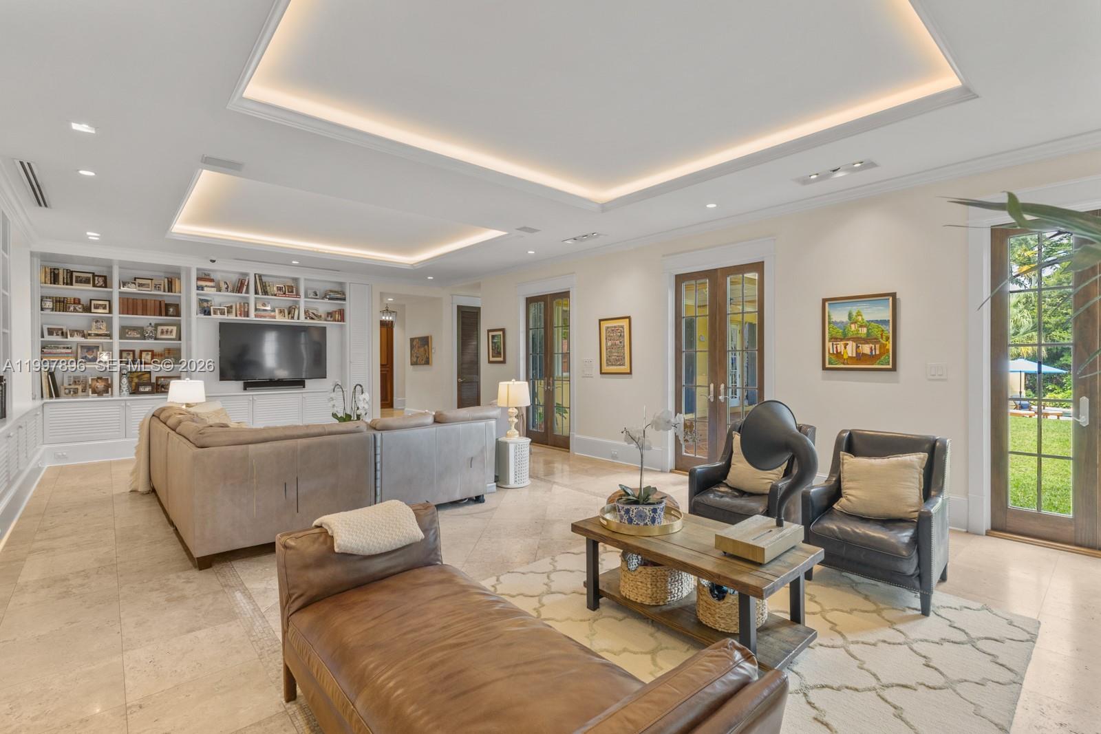 685 Harbor Ln Key Biscayne, FL 33149