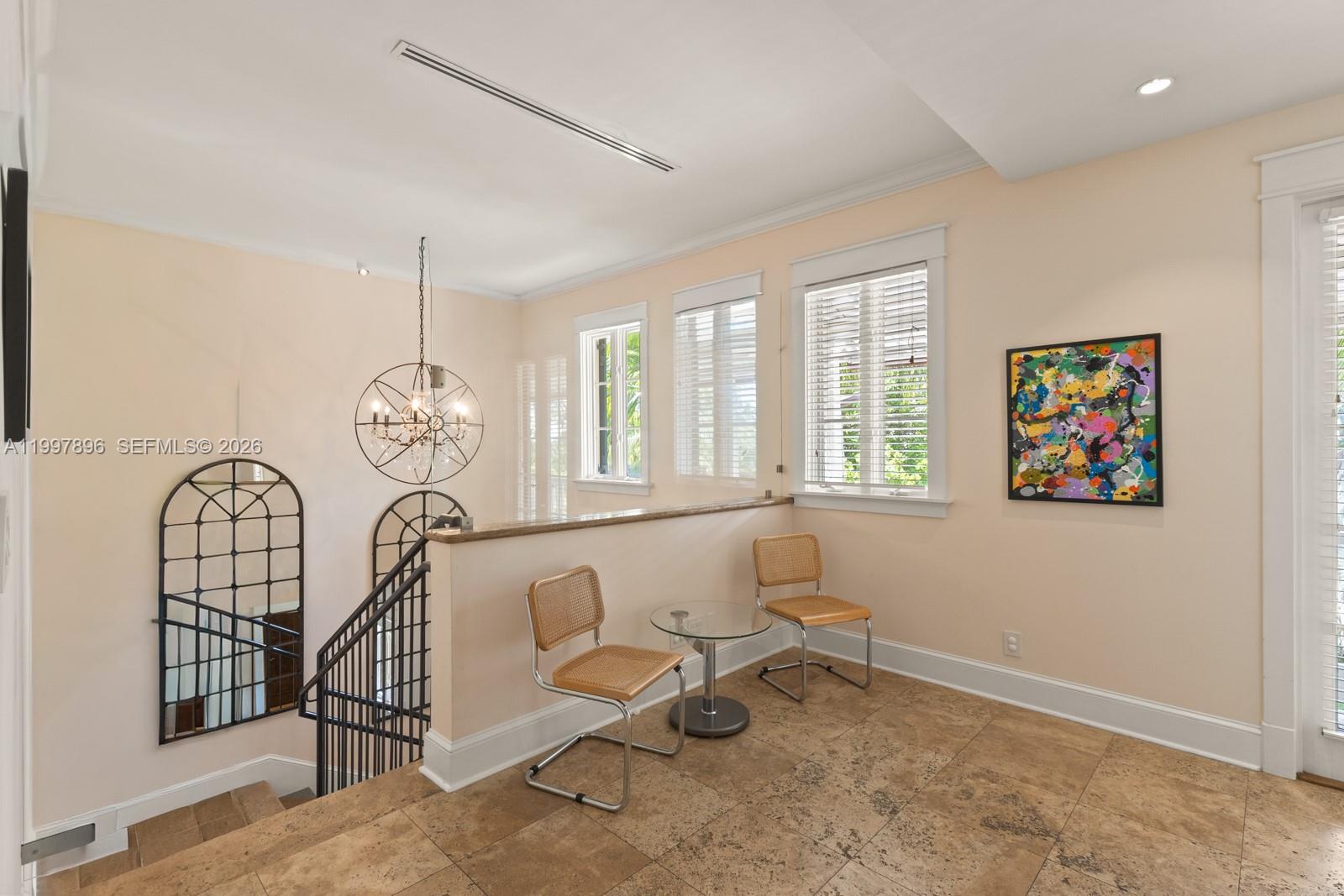 685 Harbor Ln Key Biscayne, FL 33149