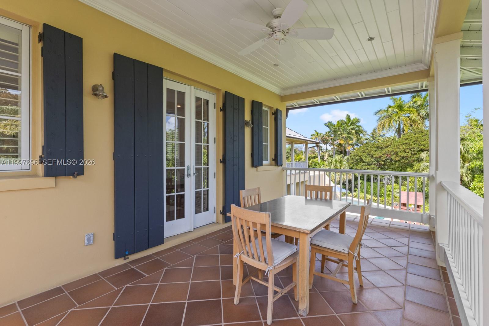 685 Harbor Ln Key Biscayne, FL 33149