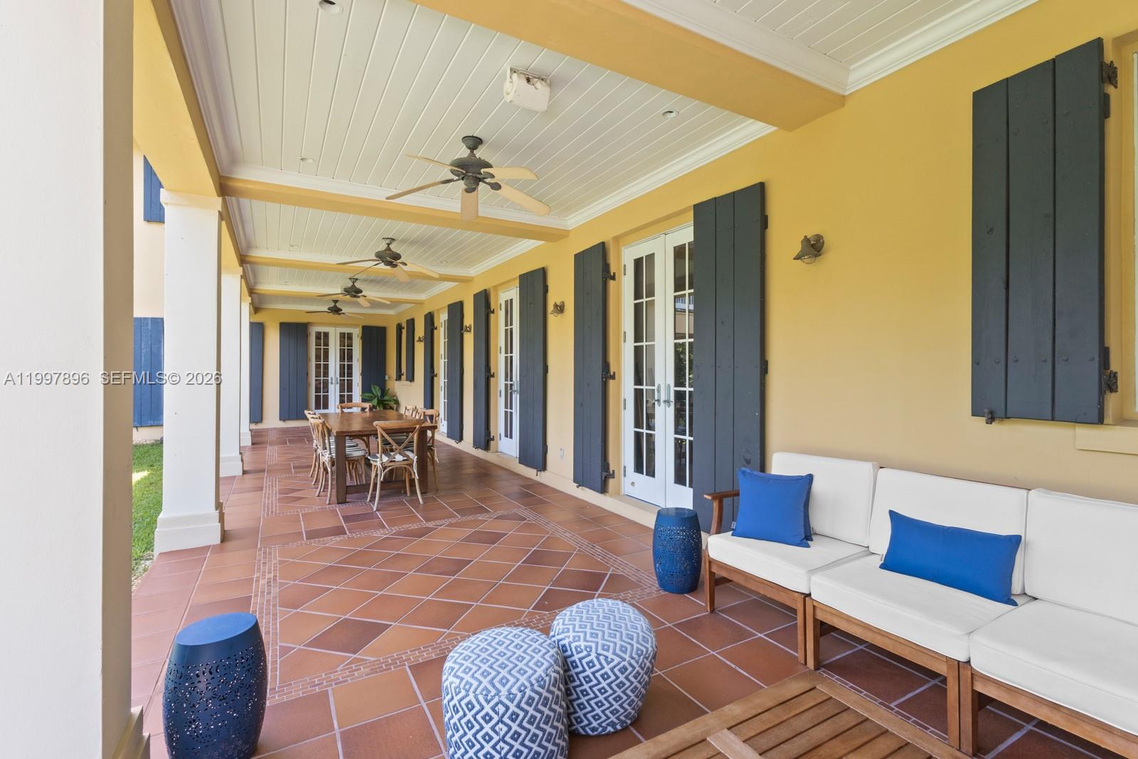 685 Harbor Ln Key Biscayne, FL 33149