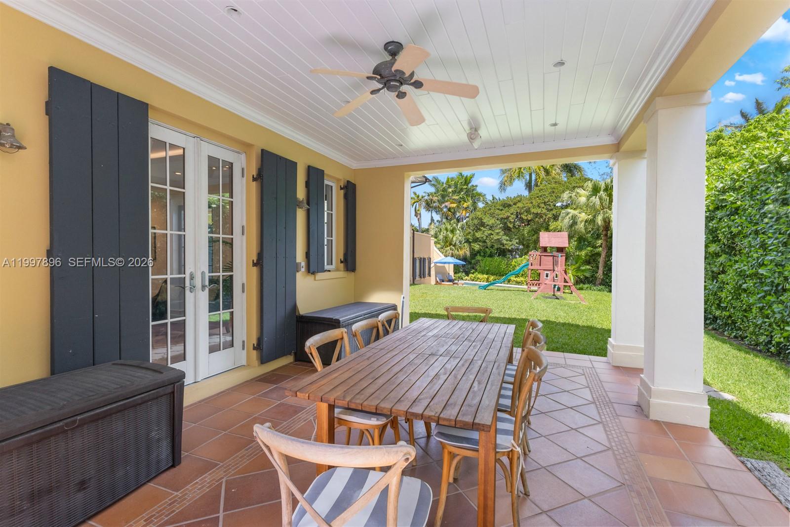 685 Harbor Ln Key Biscayne, FL 33149