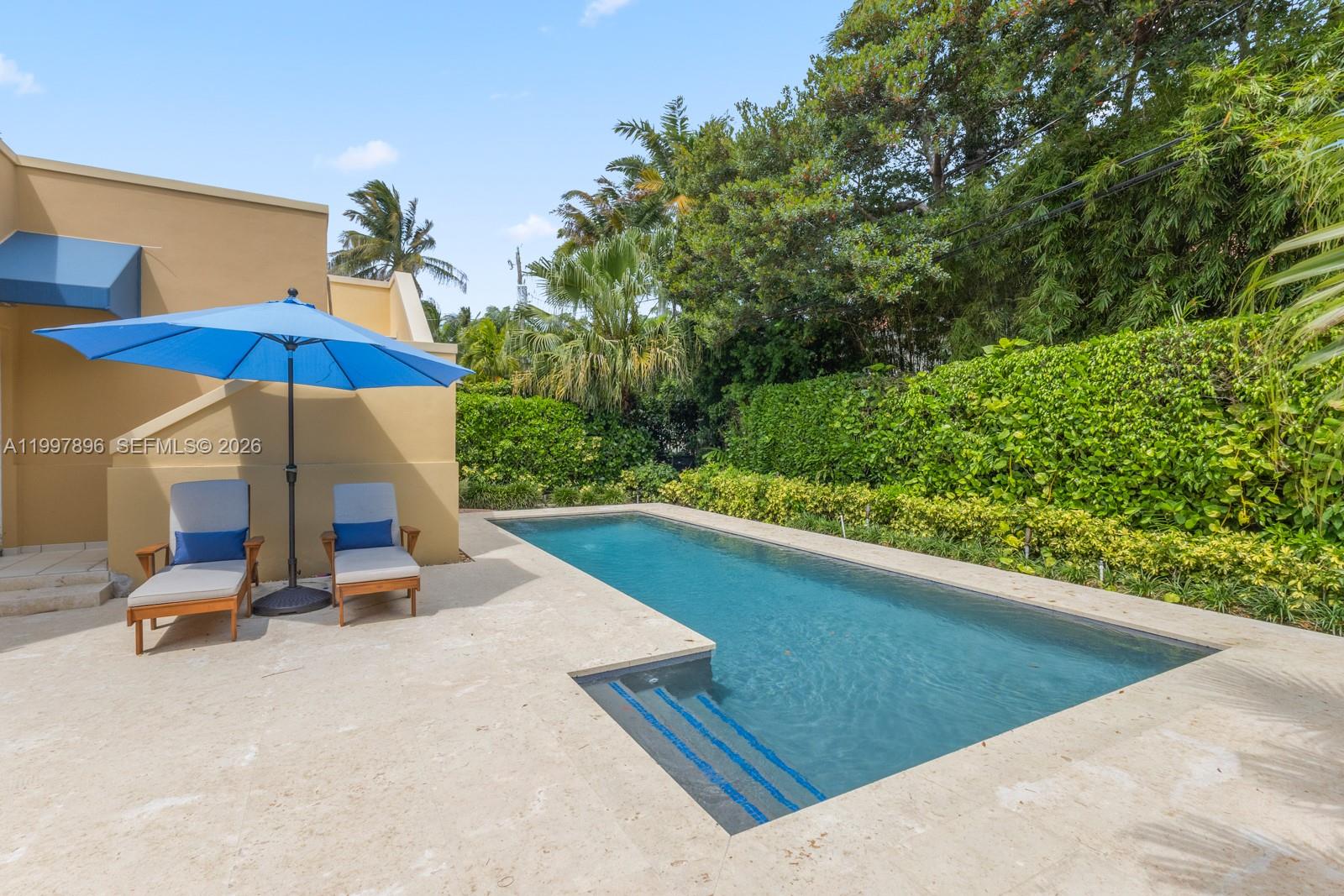 685 Harbor Ln Key Biscayne, FL 33149