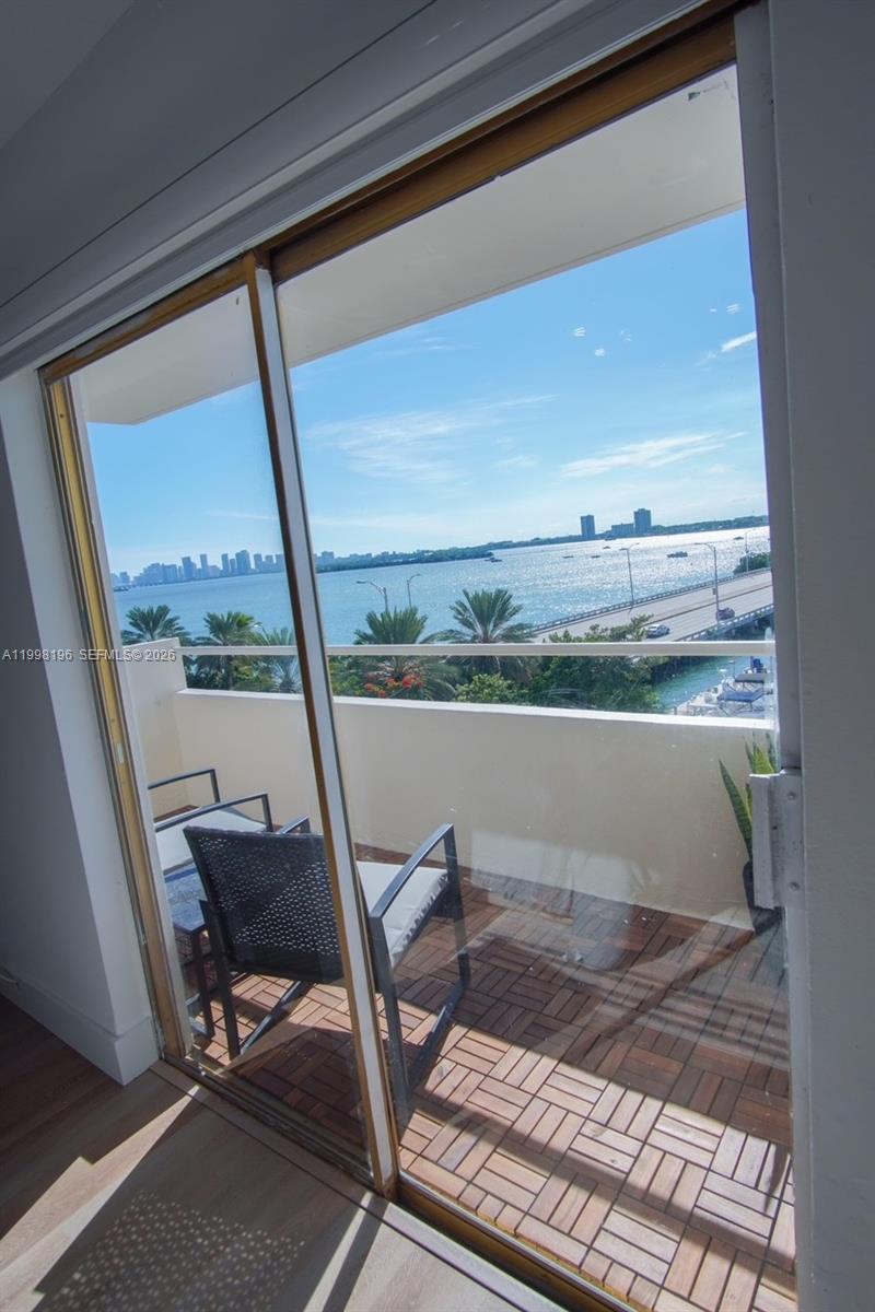 7904 West Dr #501 North Bay Village, FL 33141