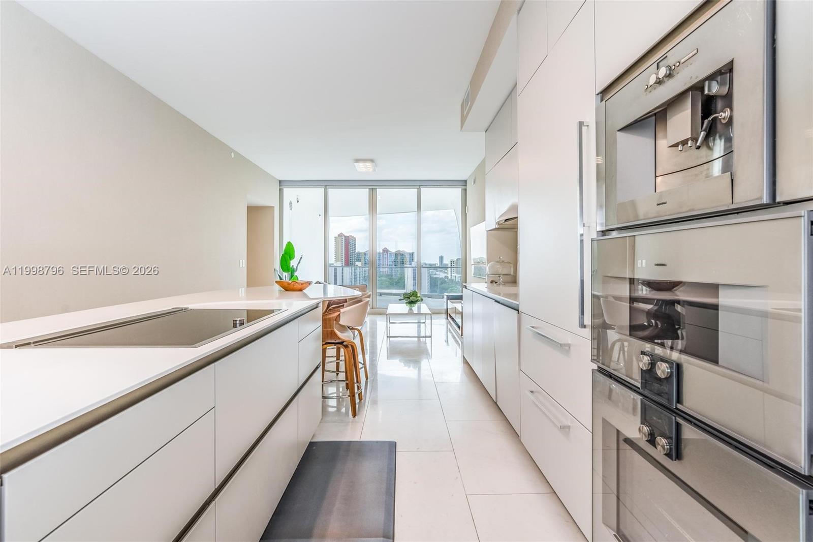 16901 Collins Ave #903 Sunny Isles Beach, FL 33160