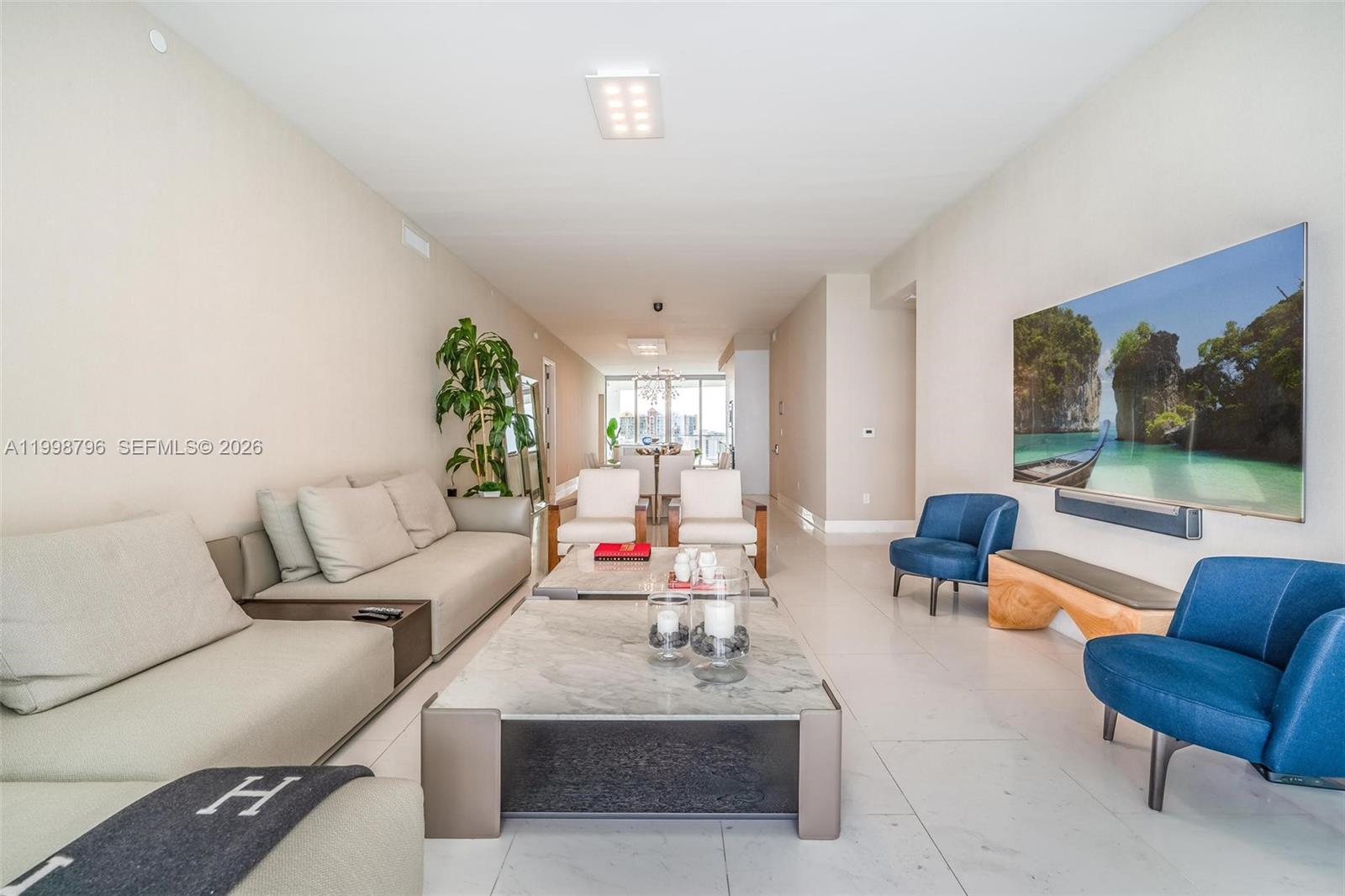 16901 Collins Ave #903 Sunny Isles Beach, FL 33160