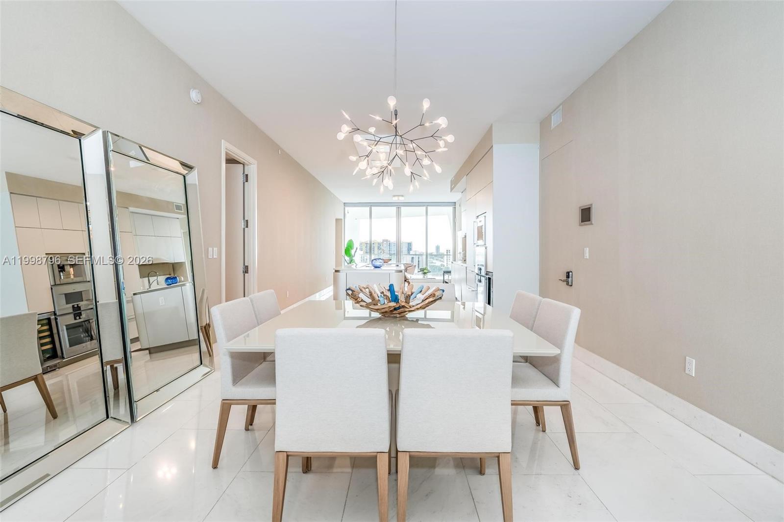 16901 Collins Ave #903 Sunny Isles Beach, FL 33160