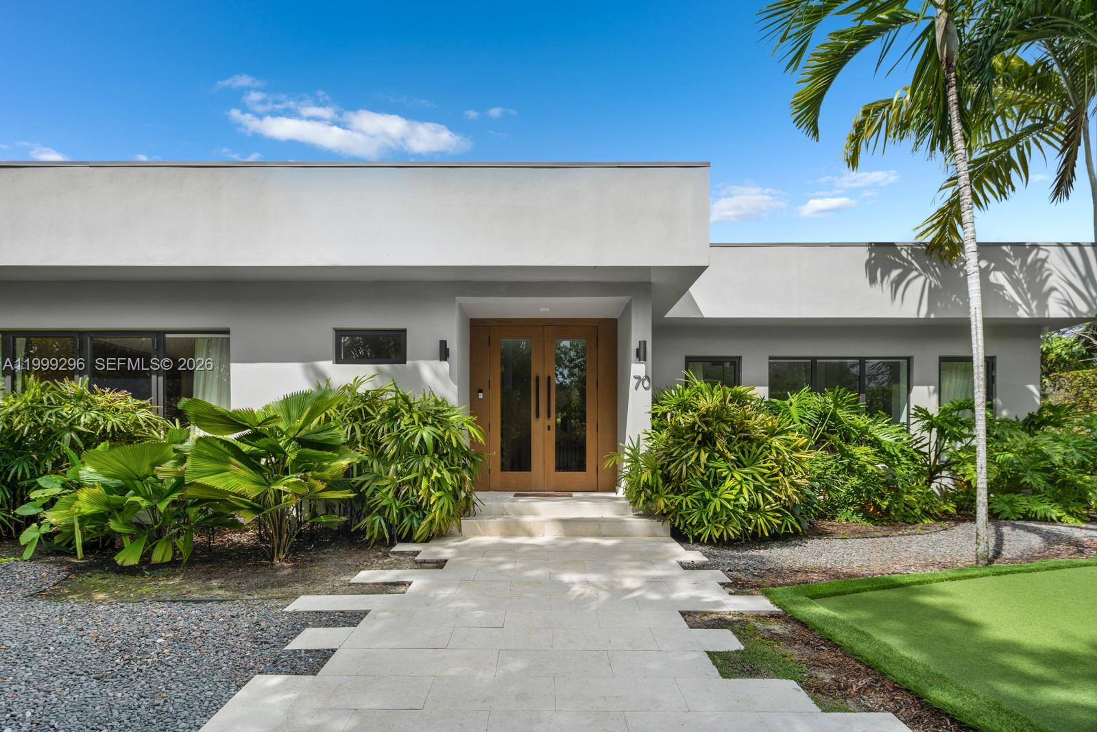 70 Samana Dr Miami, FL 33133