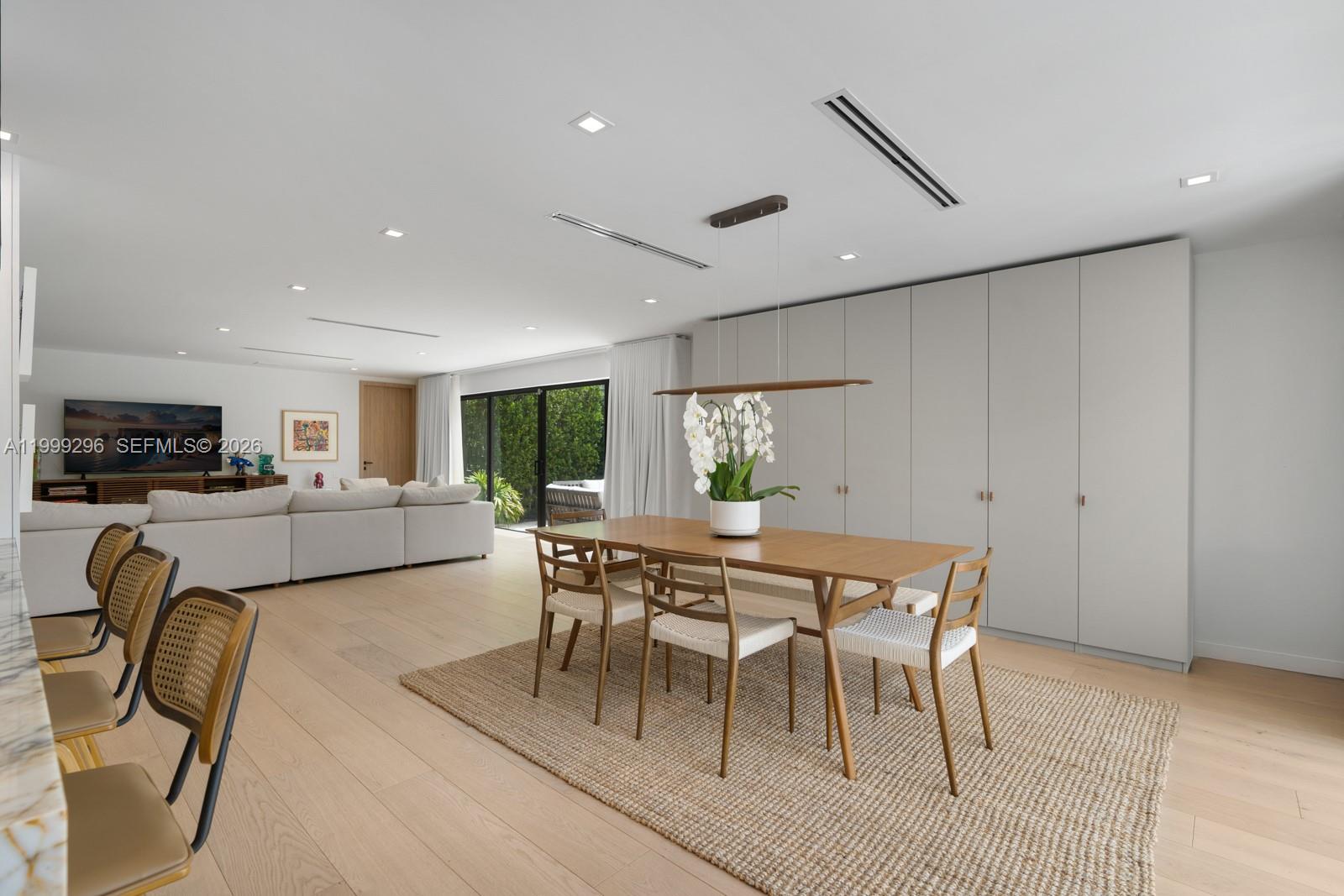 70 Samana Dr Miami, FL 33133