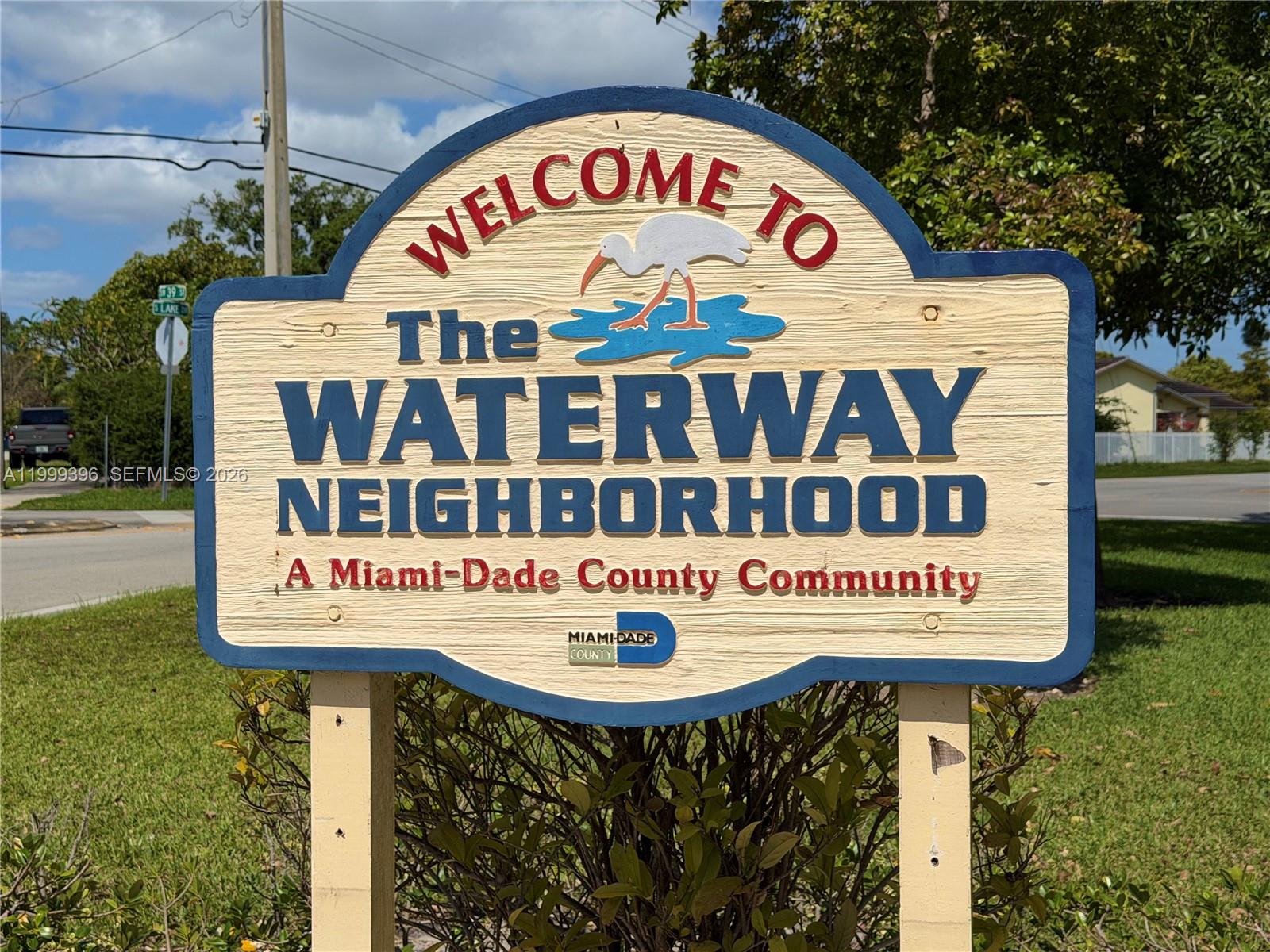 3250 SW 72th Ct Miami, FL 33155