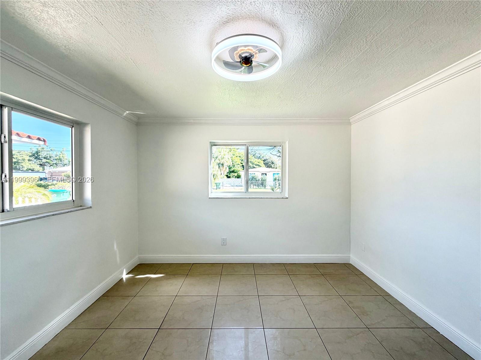 3250 SW 72th Ct Miami, FL 33155