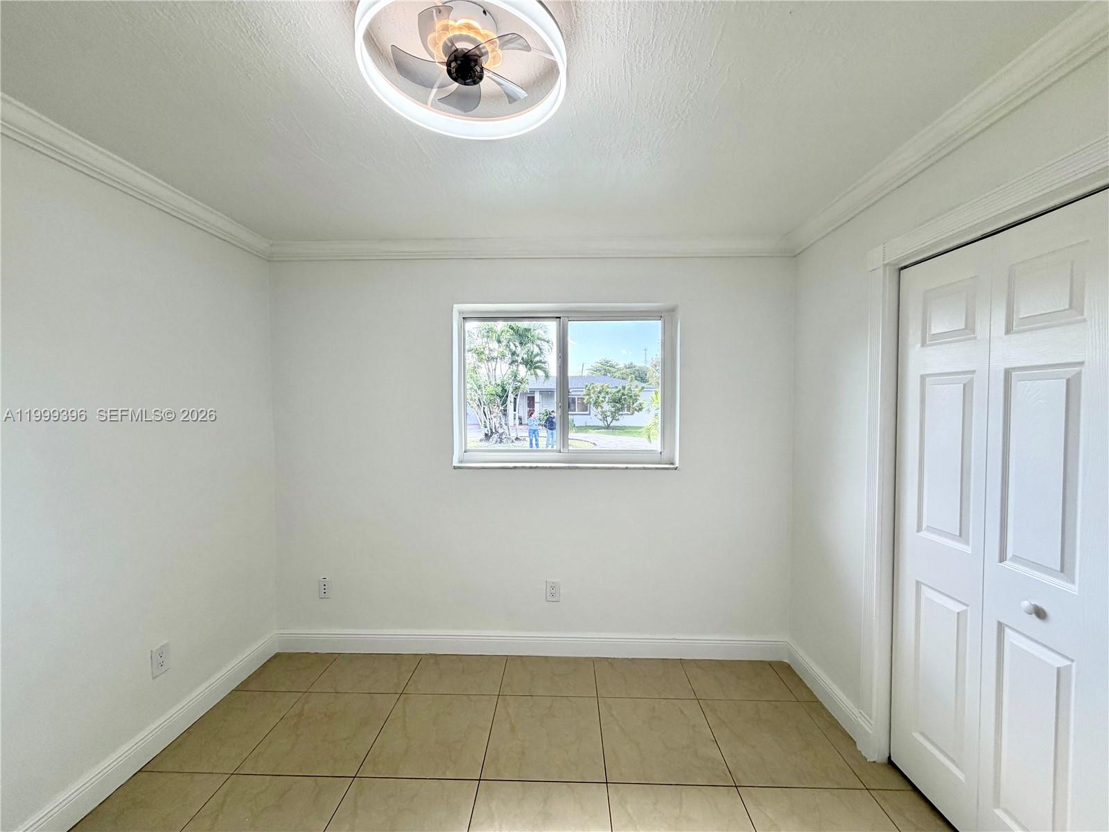 3250 SW 72th Ct Miami, FL 33155