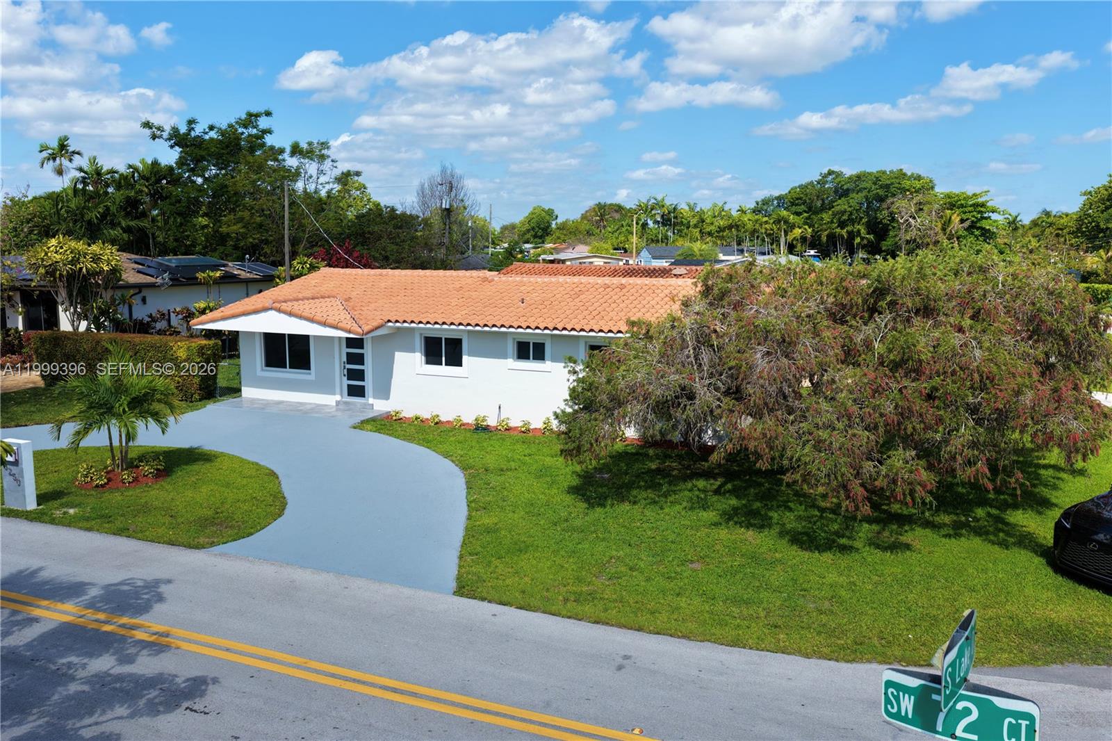 3250 SW 72th Ct Miami, FL 33155