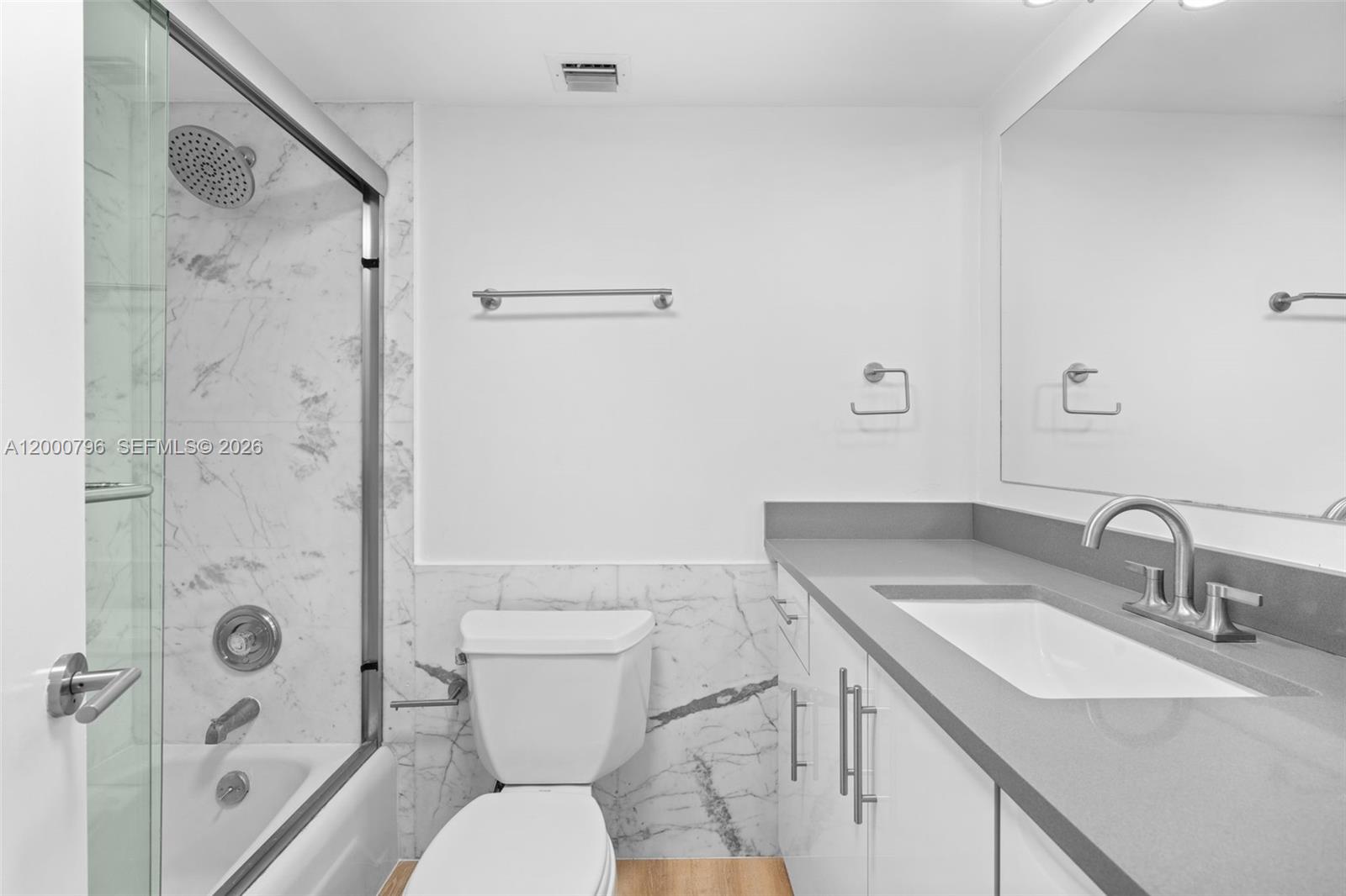 177 Ocean Ln Dr #106 Key Biscayne, FL 33149