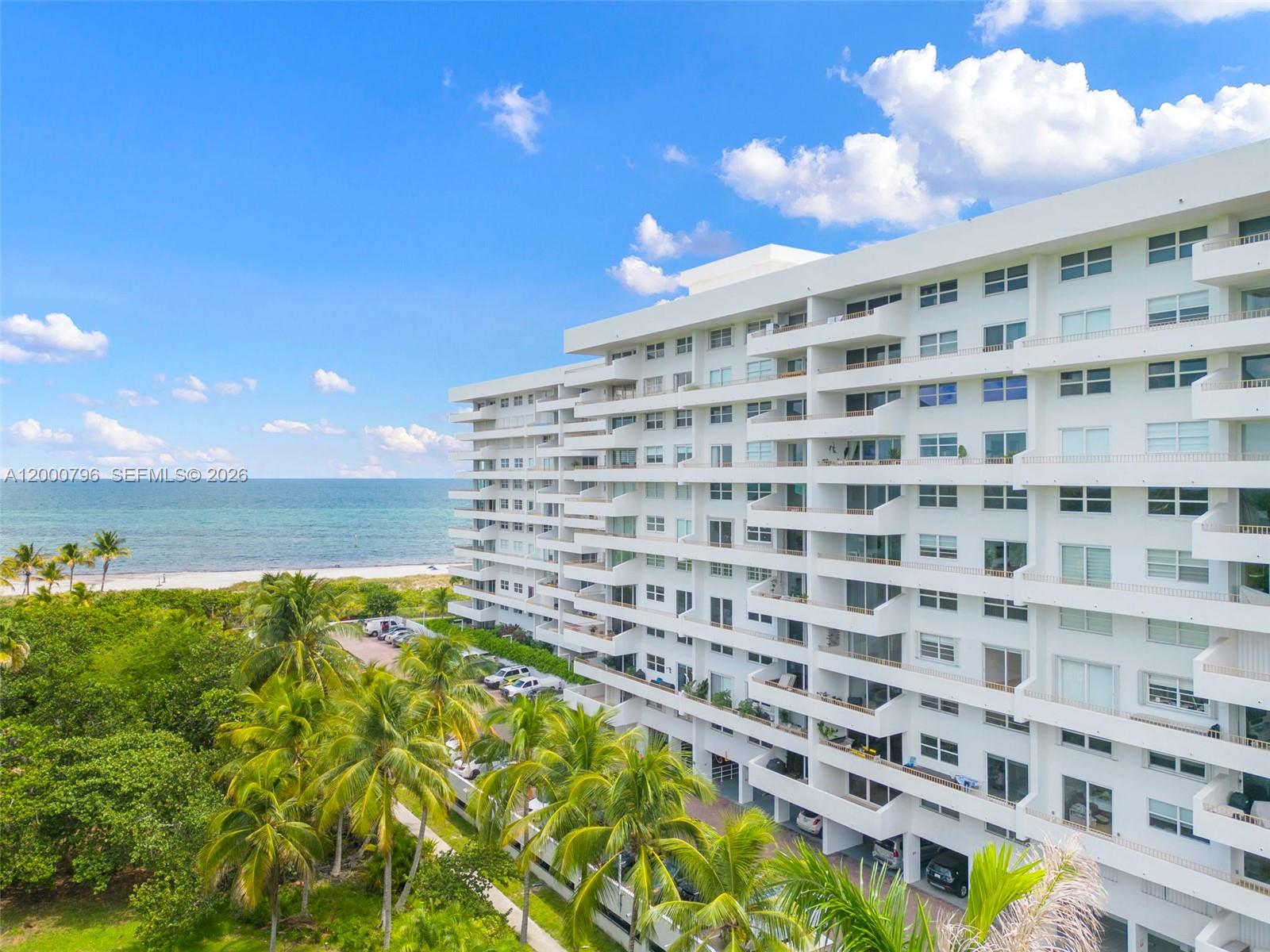 177 Ocean Ln Dr #106 Key Biscayne, FL 33149