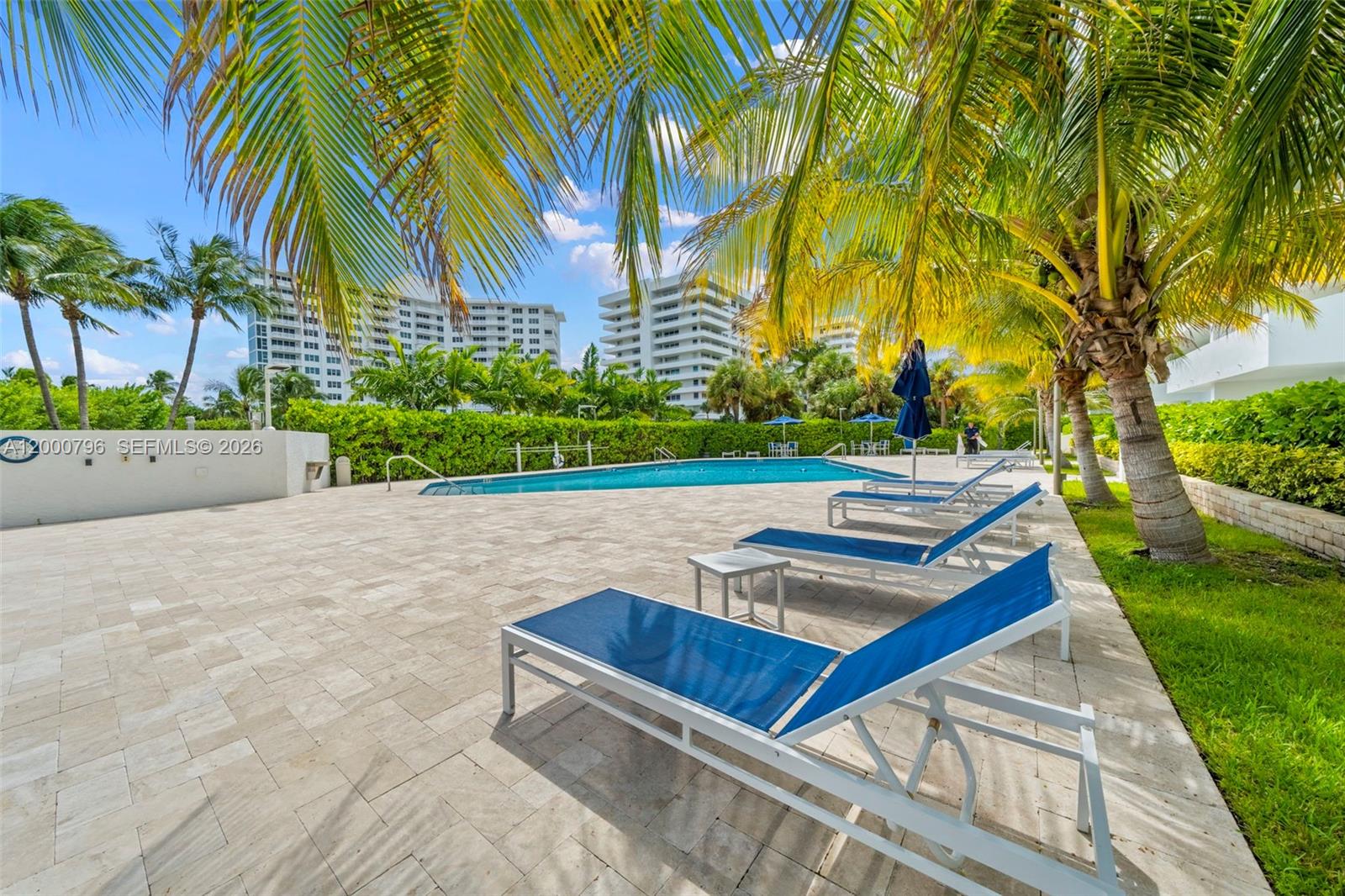 177 Ocean Ln Dr #106 Key Biscayne, FL 33149
