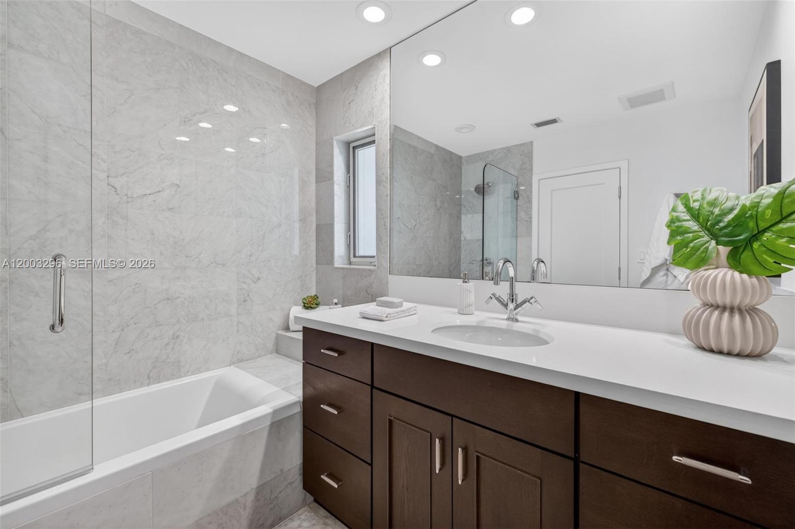 3050 NE 41st St Fort Lauderdale, FL 33308