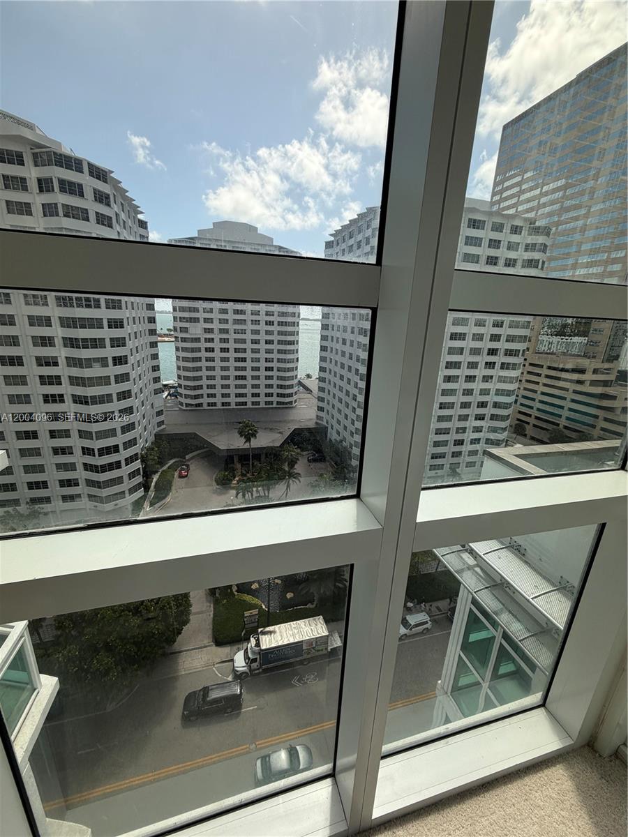 image The Plaza on Brickell East9