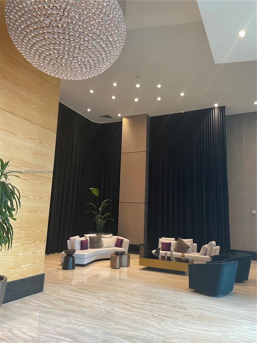 image The Plaza on Brickell East10