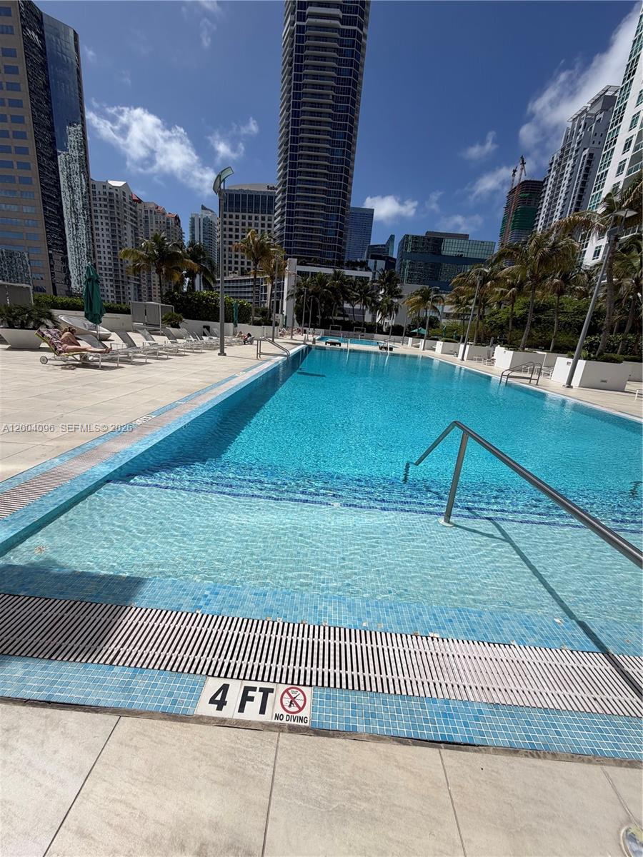 image The Plaza on Brickell East18