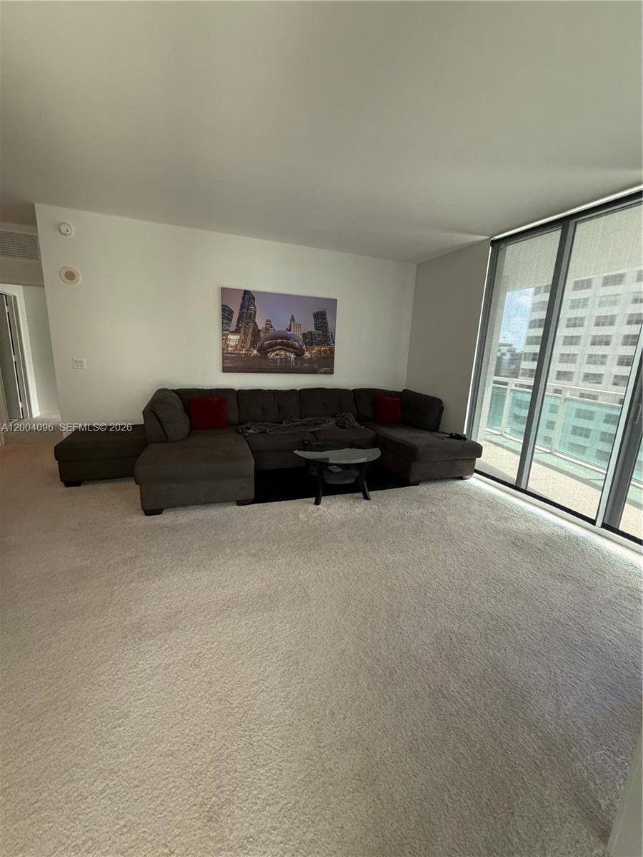 image The Plaza on Brickell East3