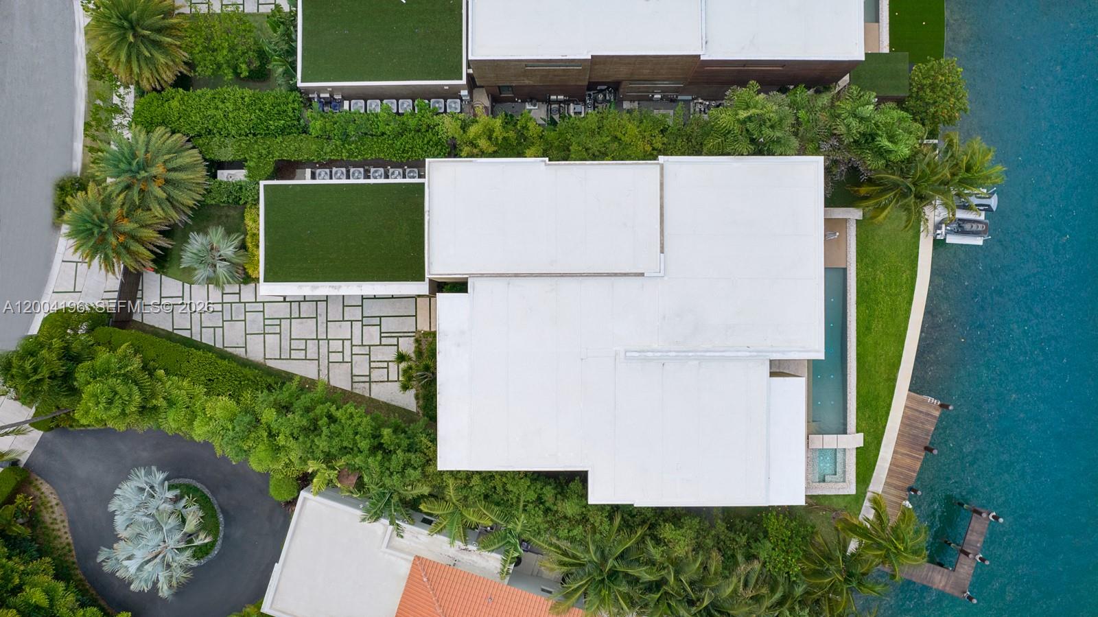 825 E Dilido Dr Miami Beach, FL 33139