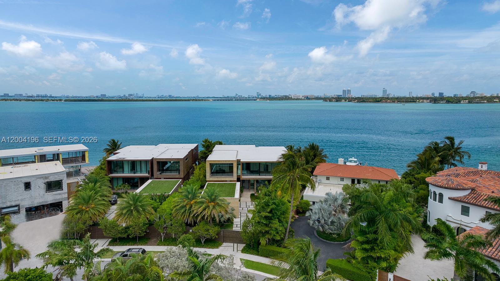 825 E Dilido Dr Miami Beach, FL 33139