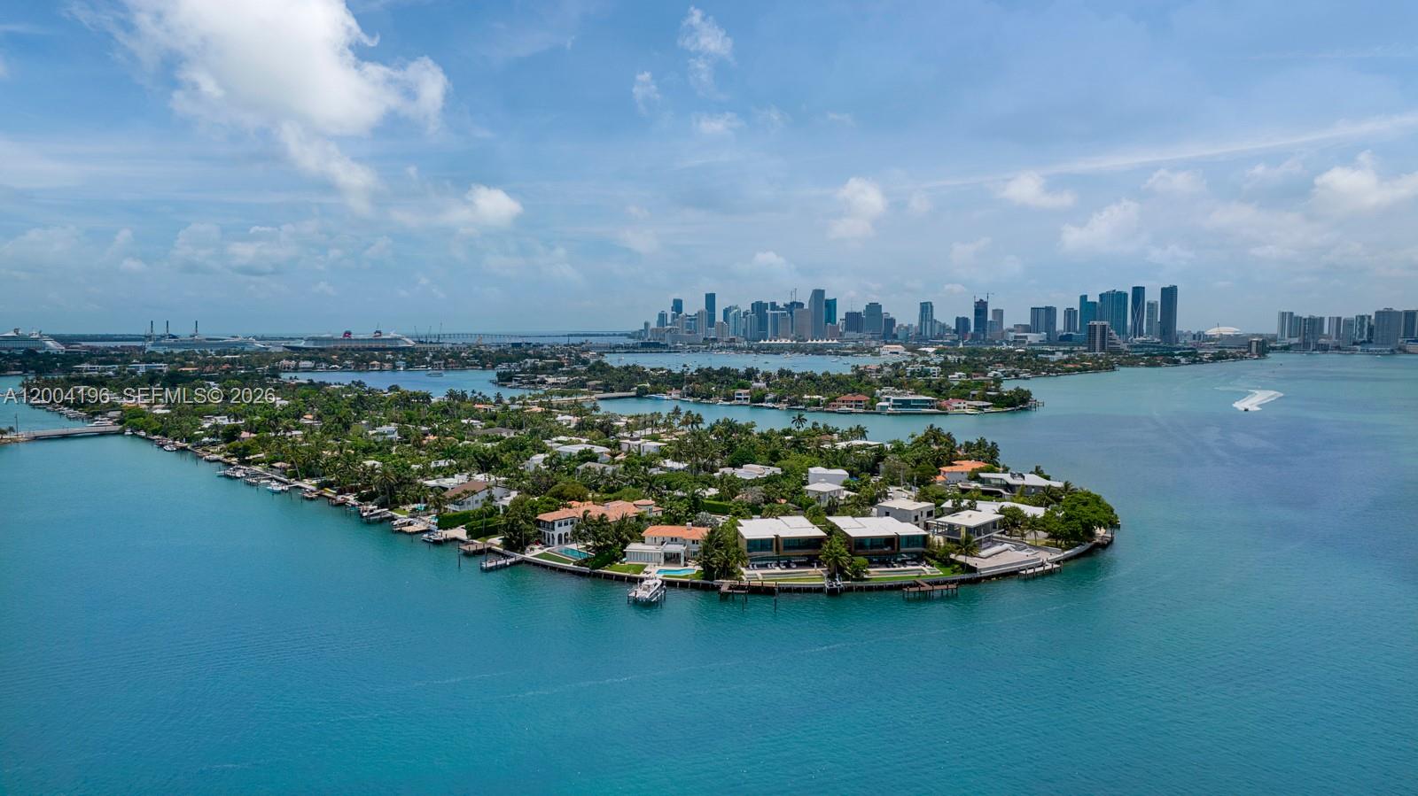 825 E Dilido Dr Miami Beach, FL 33139