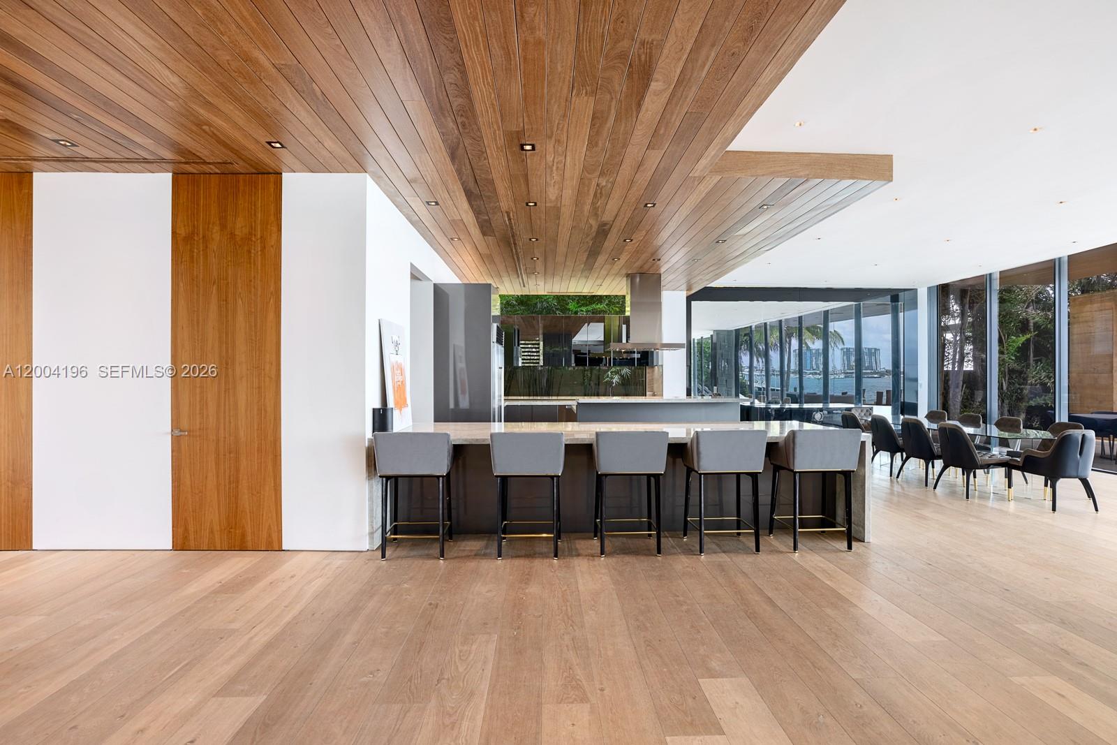 825 E Dilido Dr Miami Beach, FL 33139